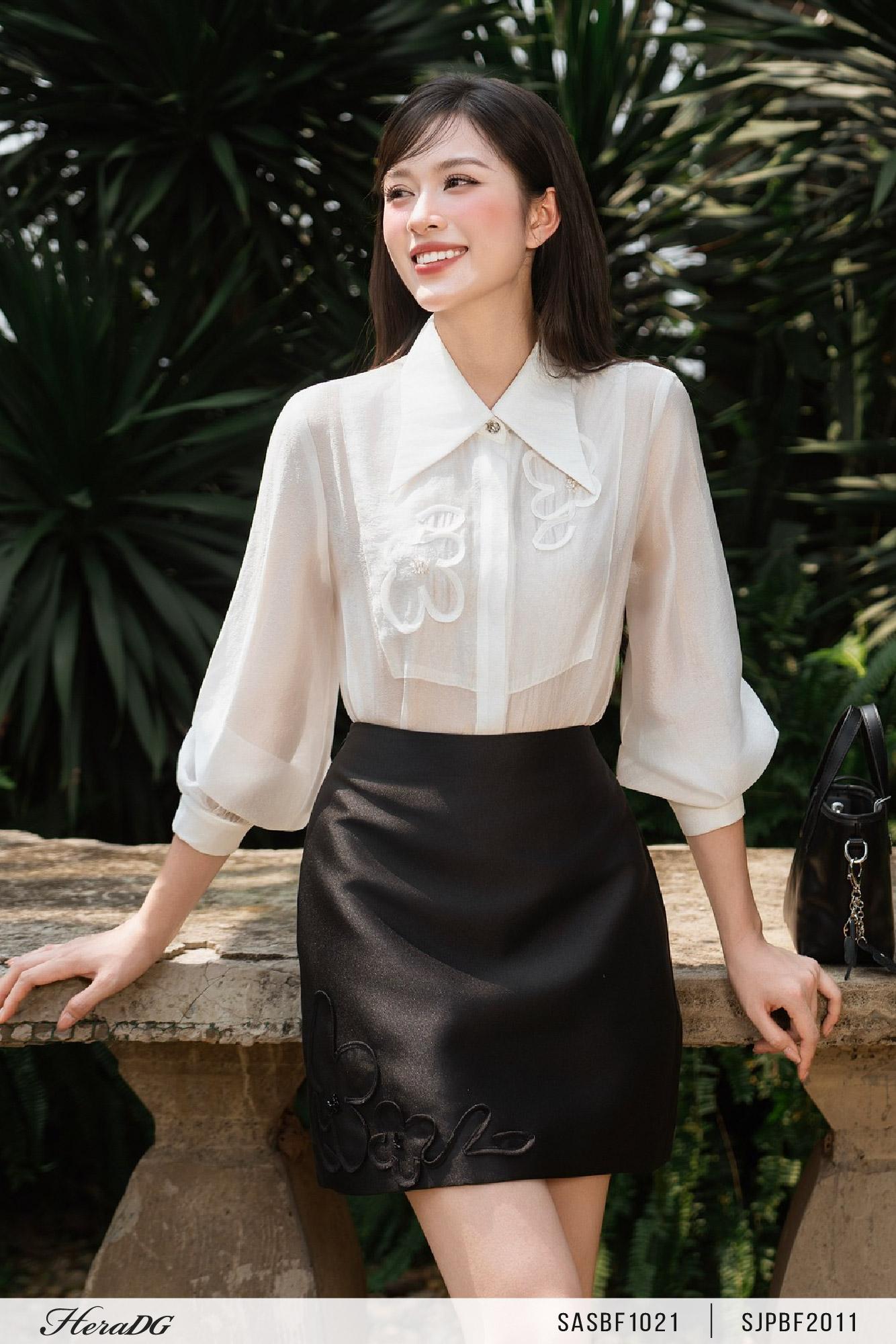 Chân váy A đính hoa nổi
