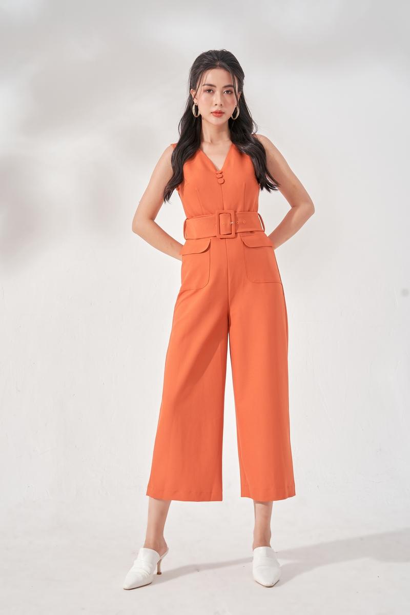 Jumpsuit lửng cổ V