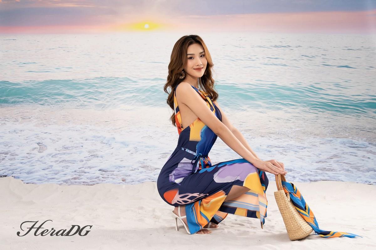 Jumsuit xoắn cổ