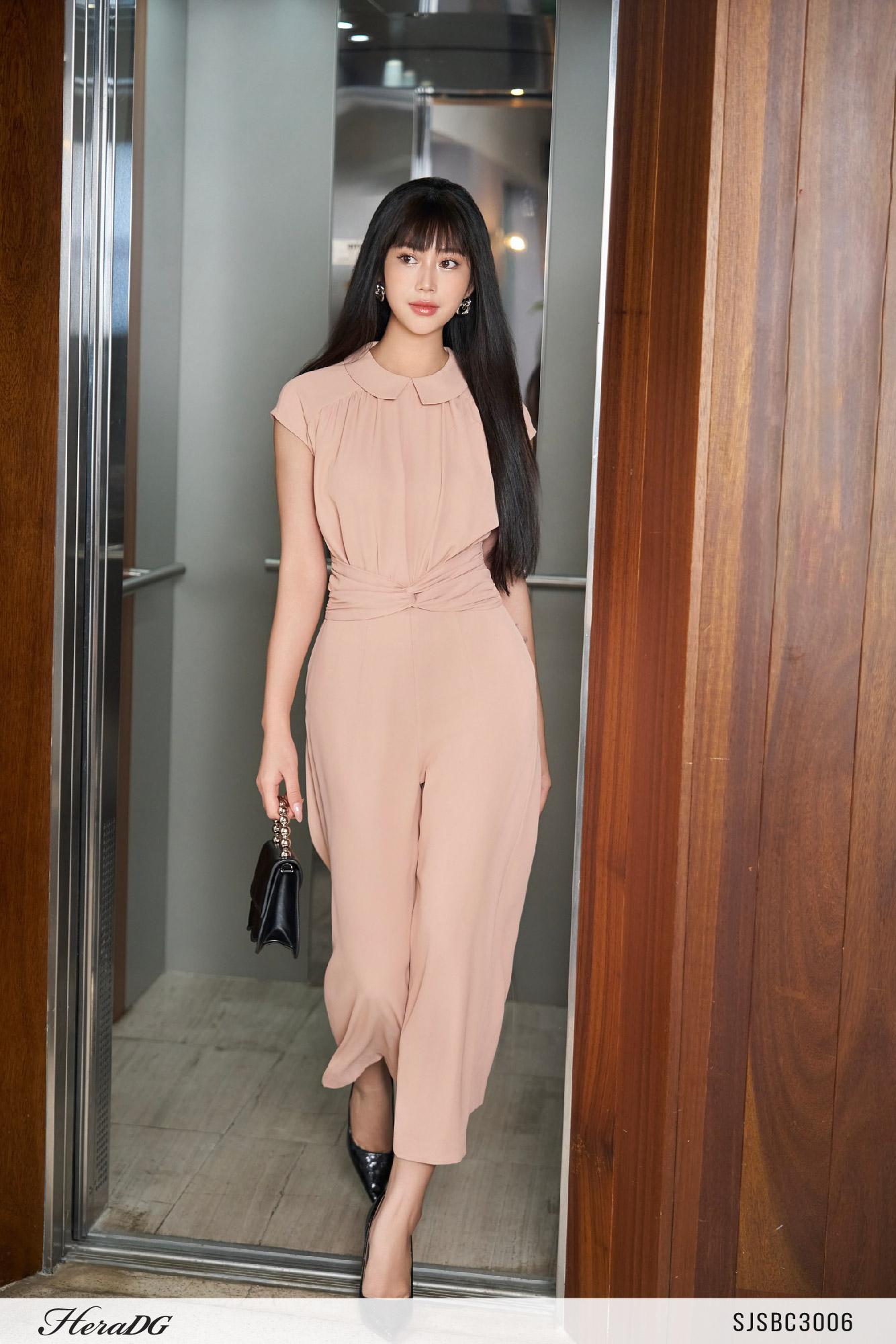 Jumsuit dáng dài cổ sen