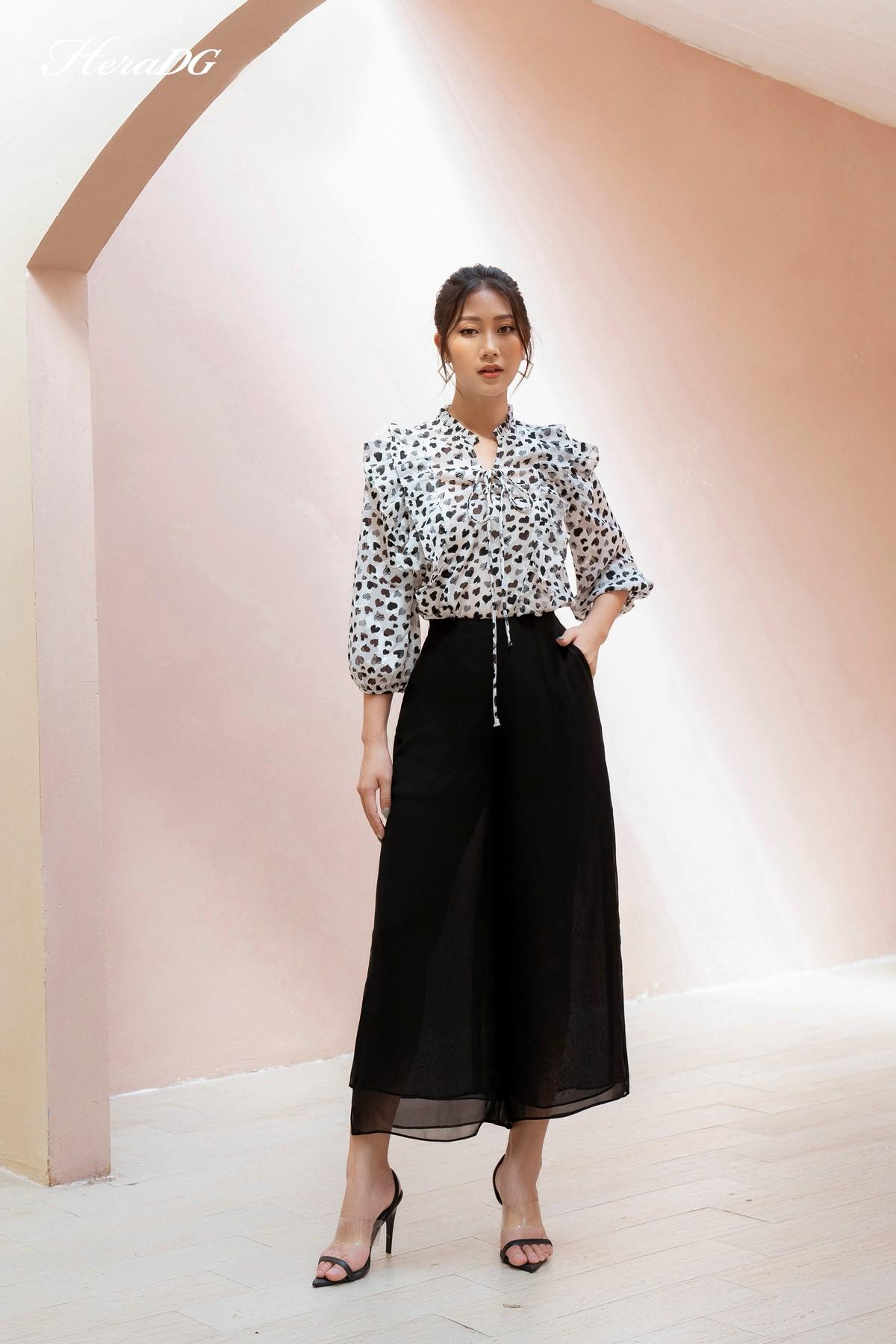 Quần suông ống xẻ