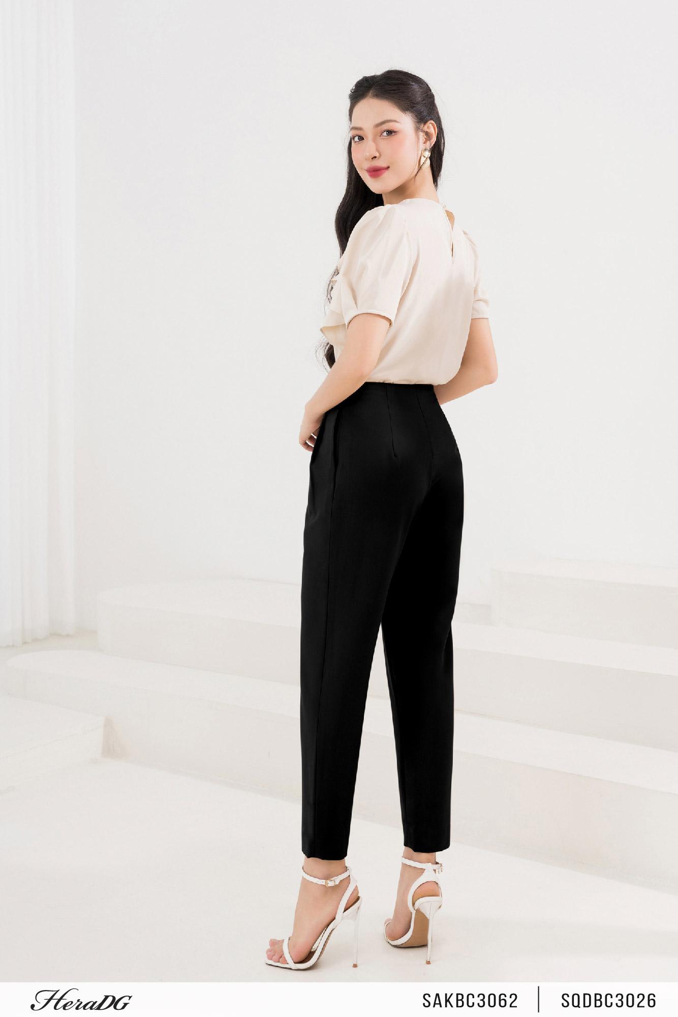 Quần baggy cạp lệch