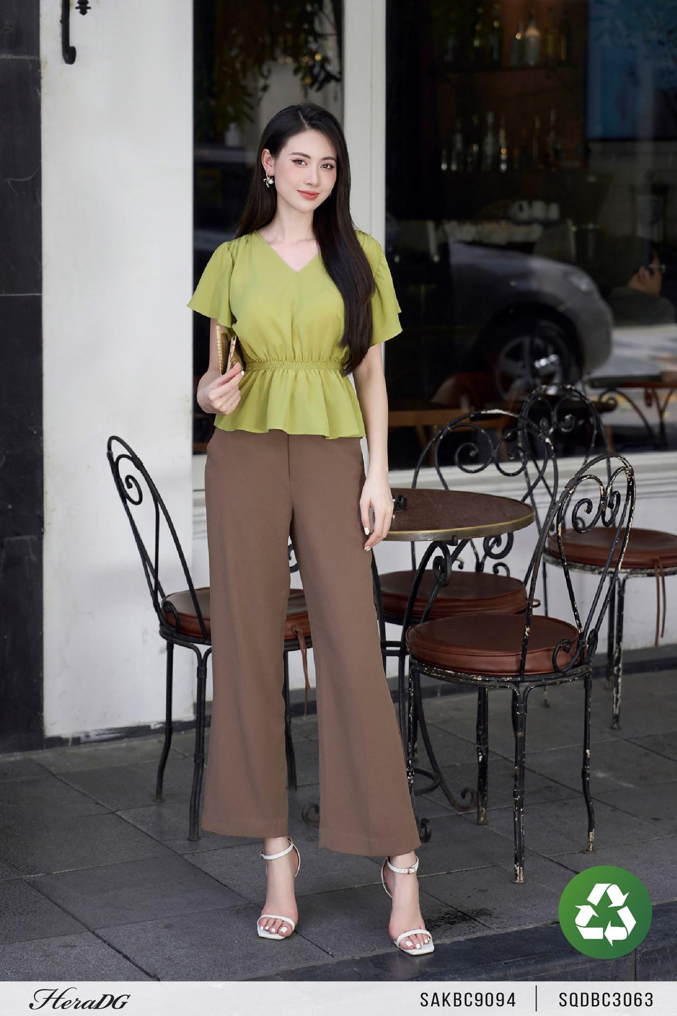Quần suông xẻ gấu