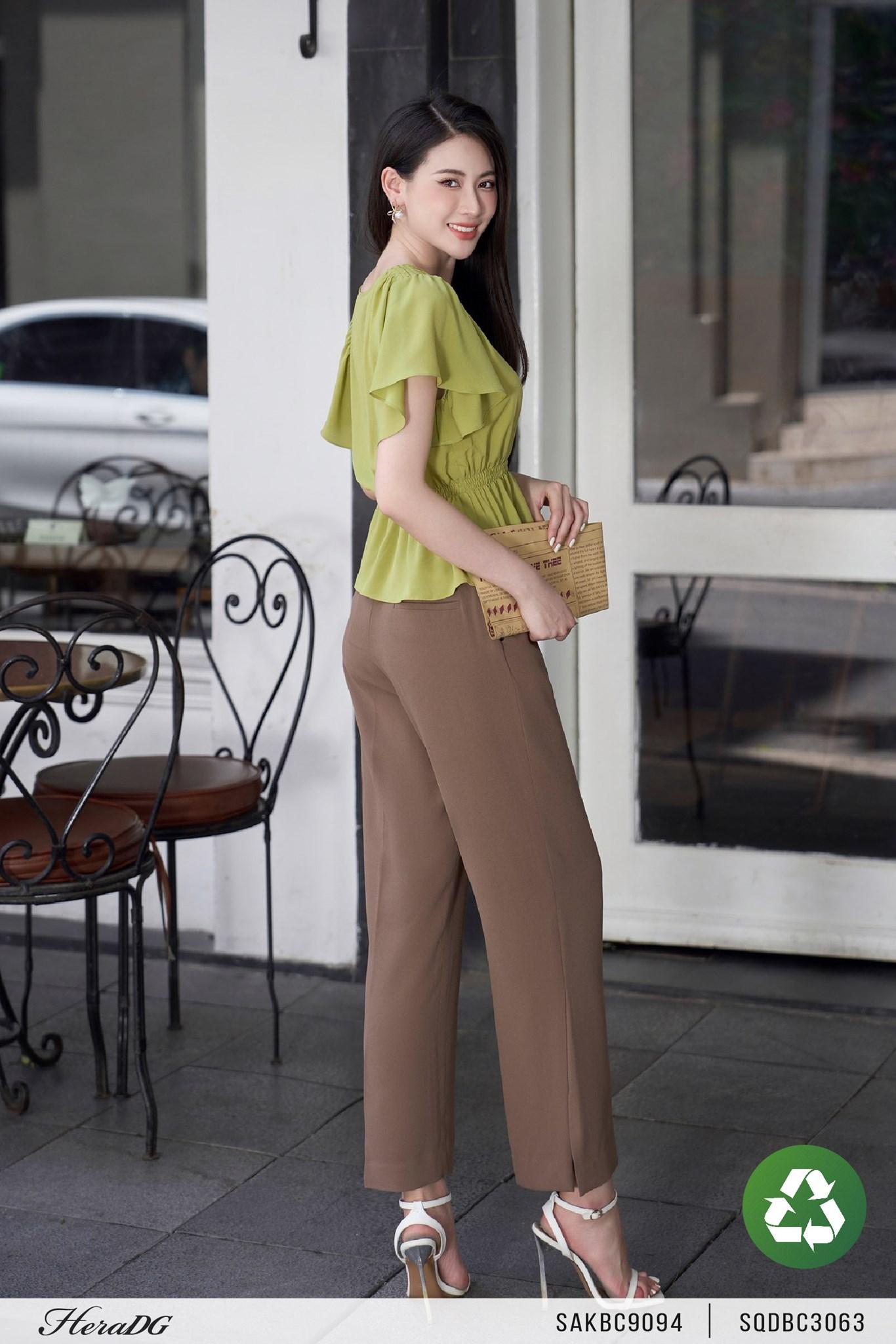 Quần suông xẻ gấu