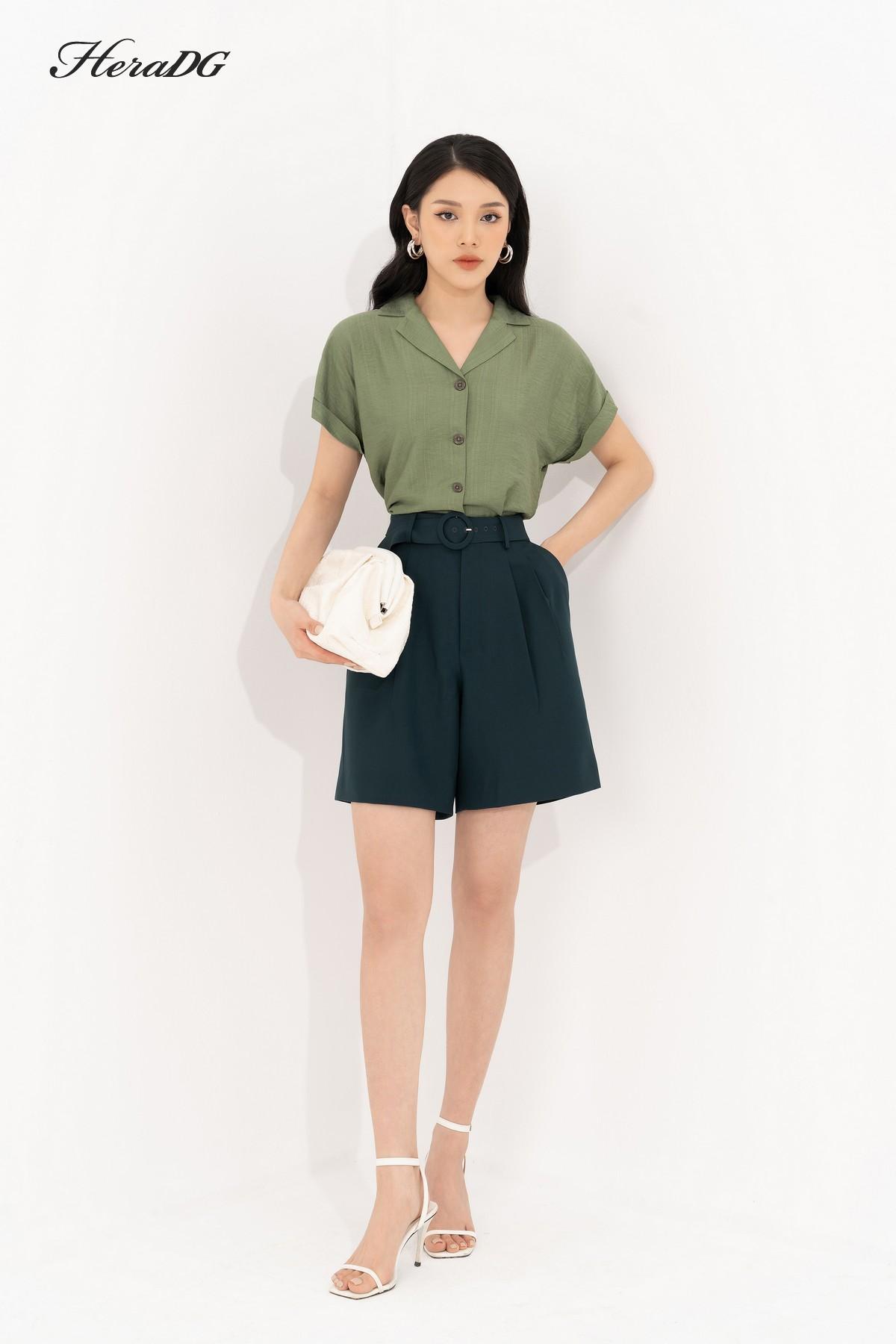 Quần short kèm dây lưng
