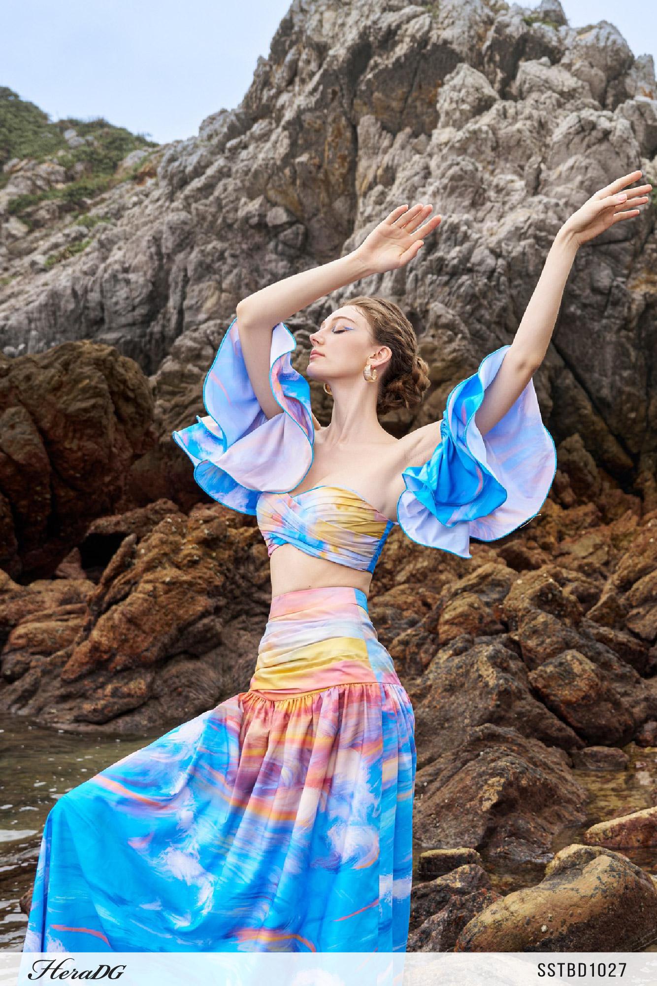 Sét bộ croptop, chân váy xếp ly