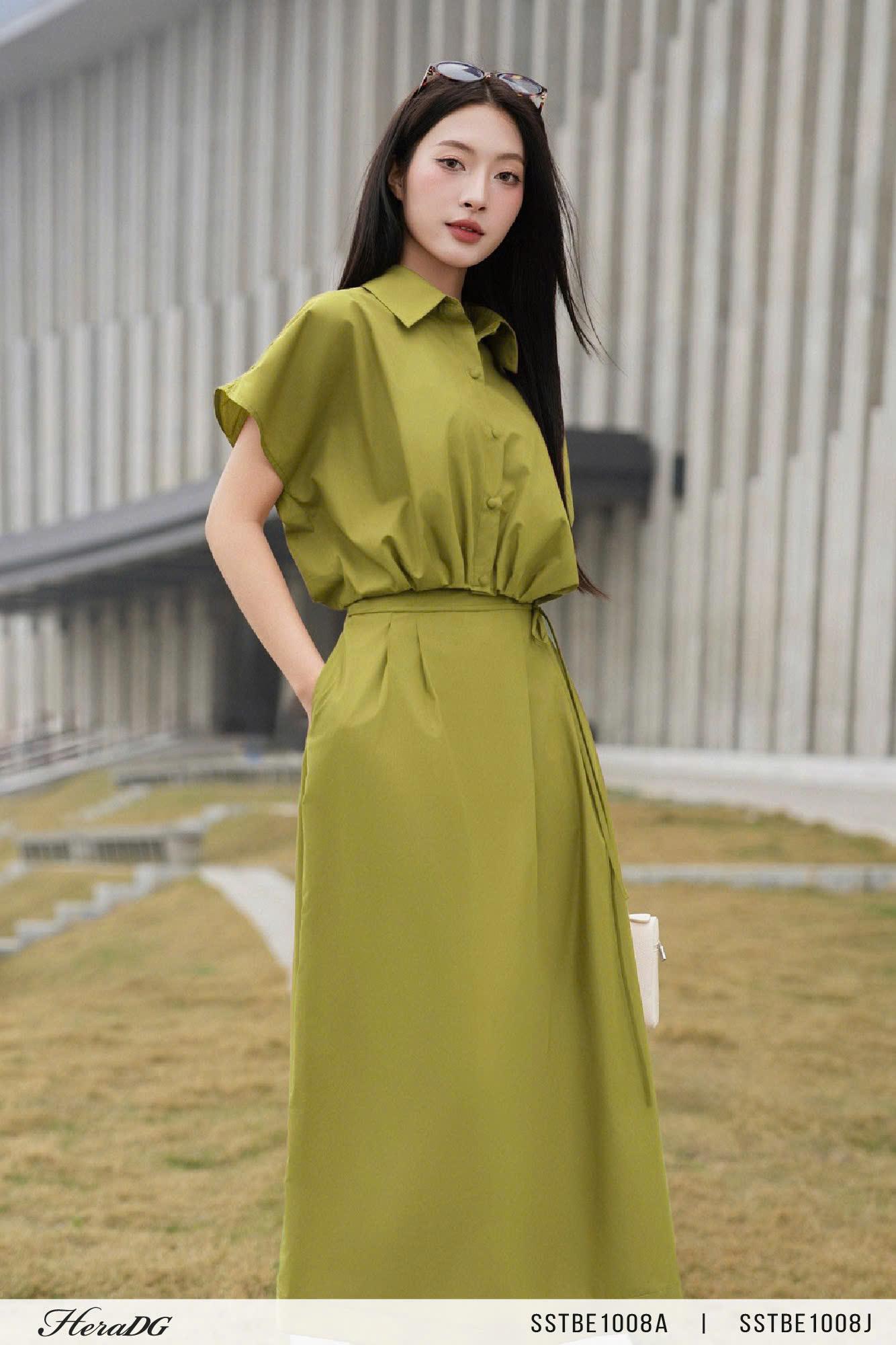 Chân váy A dáng dài xếp ly lệch