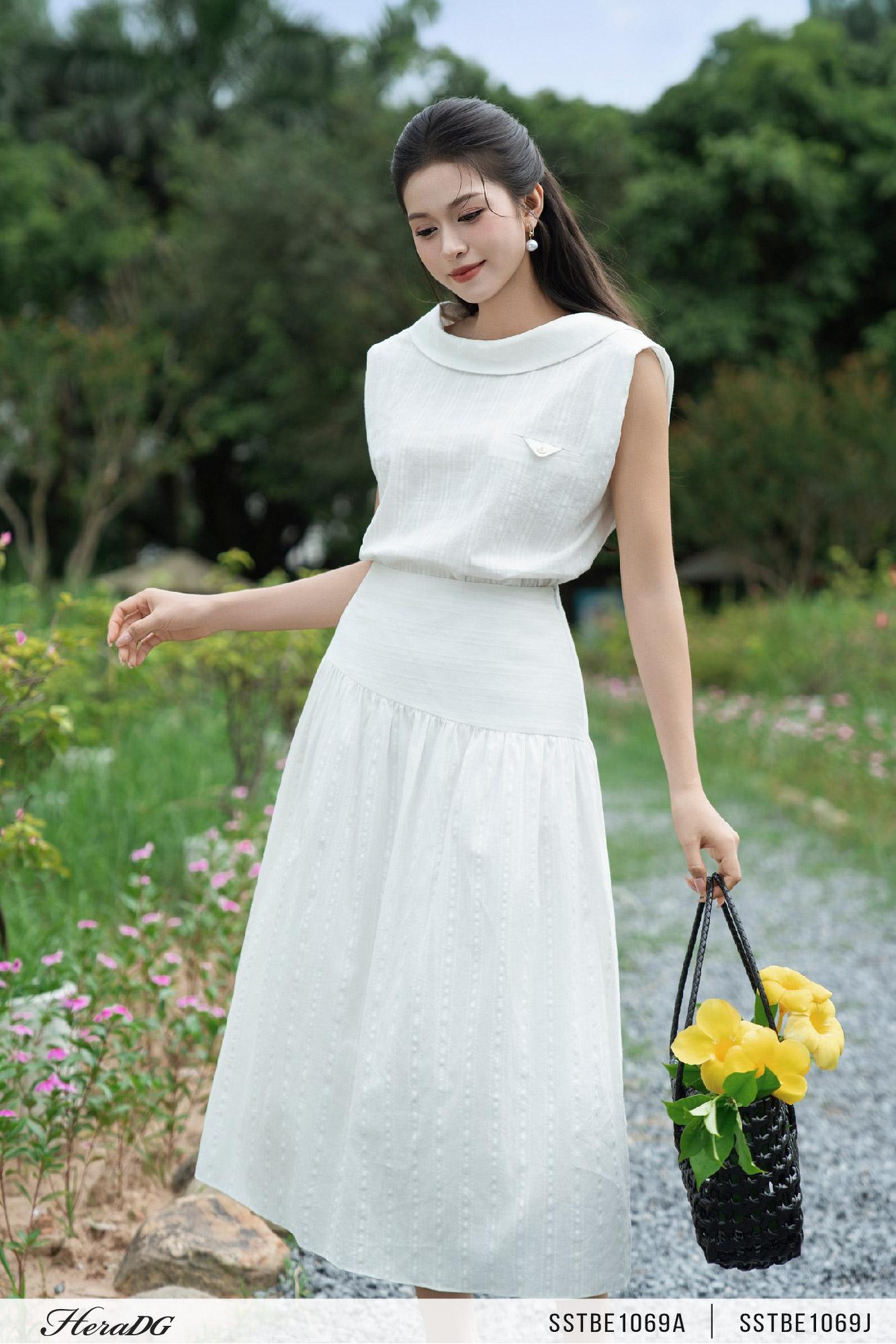 Áo kiểu cổ lật ngược