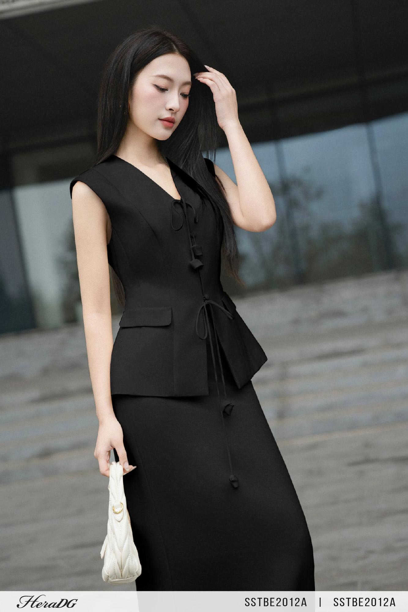 Áo sát nách dáng hông phồng