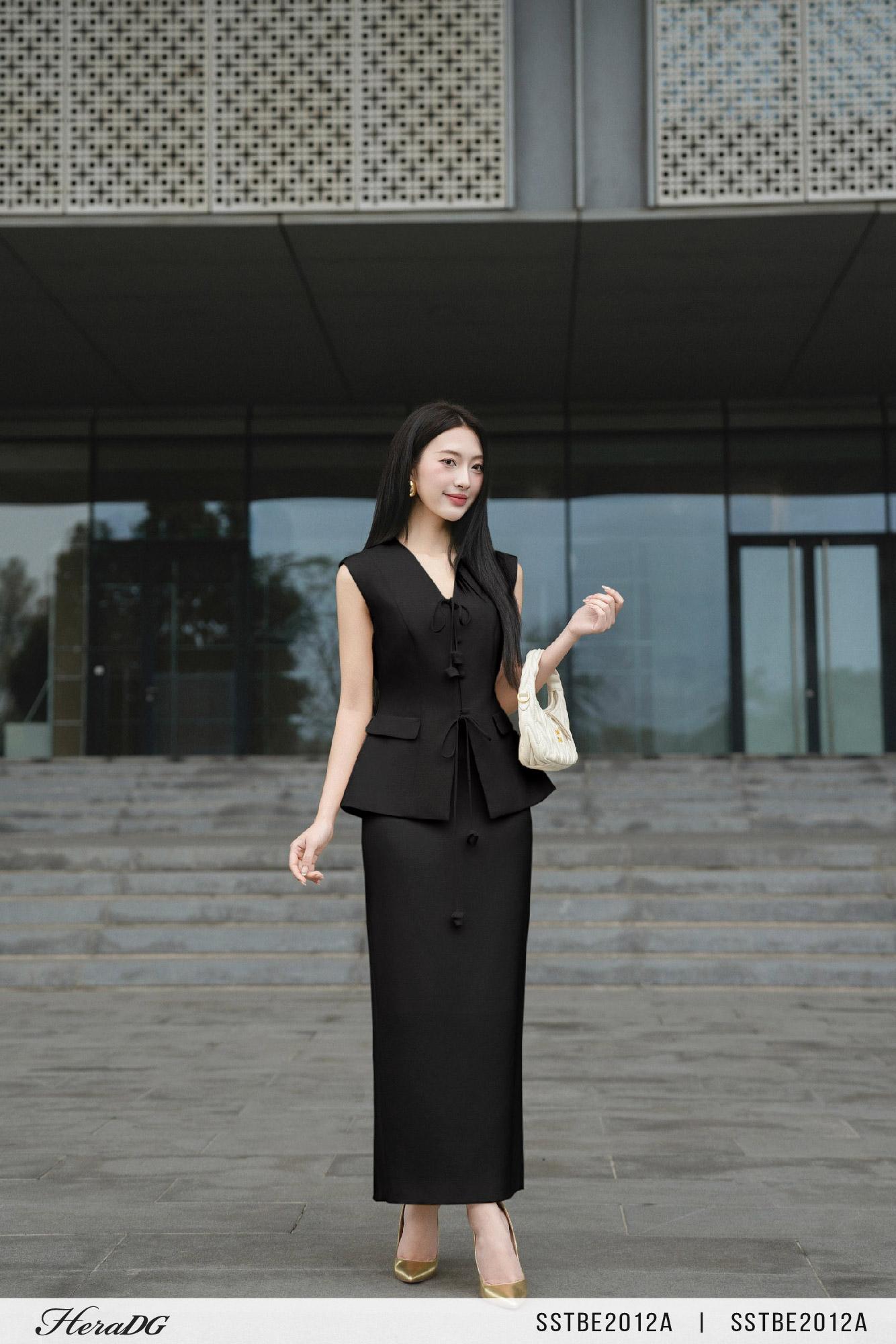 Áo sát nách dáng hông phồng