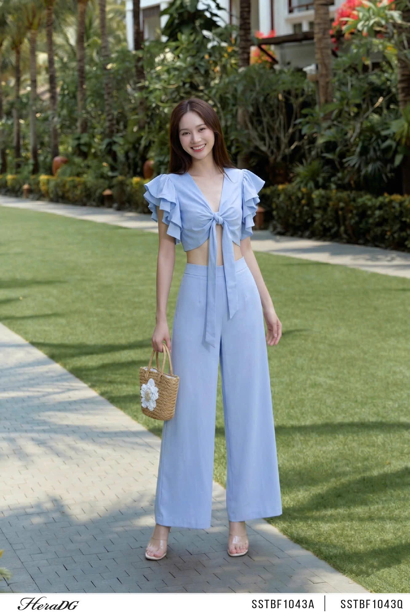 Áo tay bèo buộc nơ ngực
