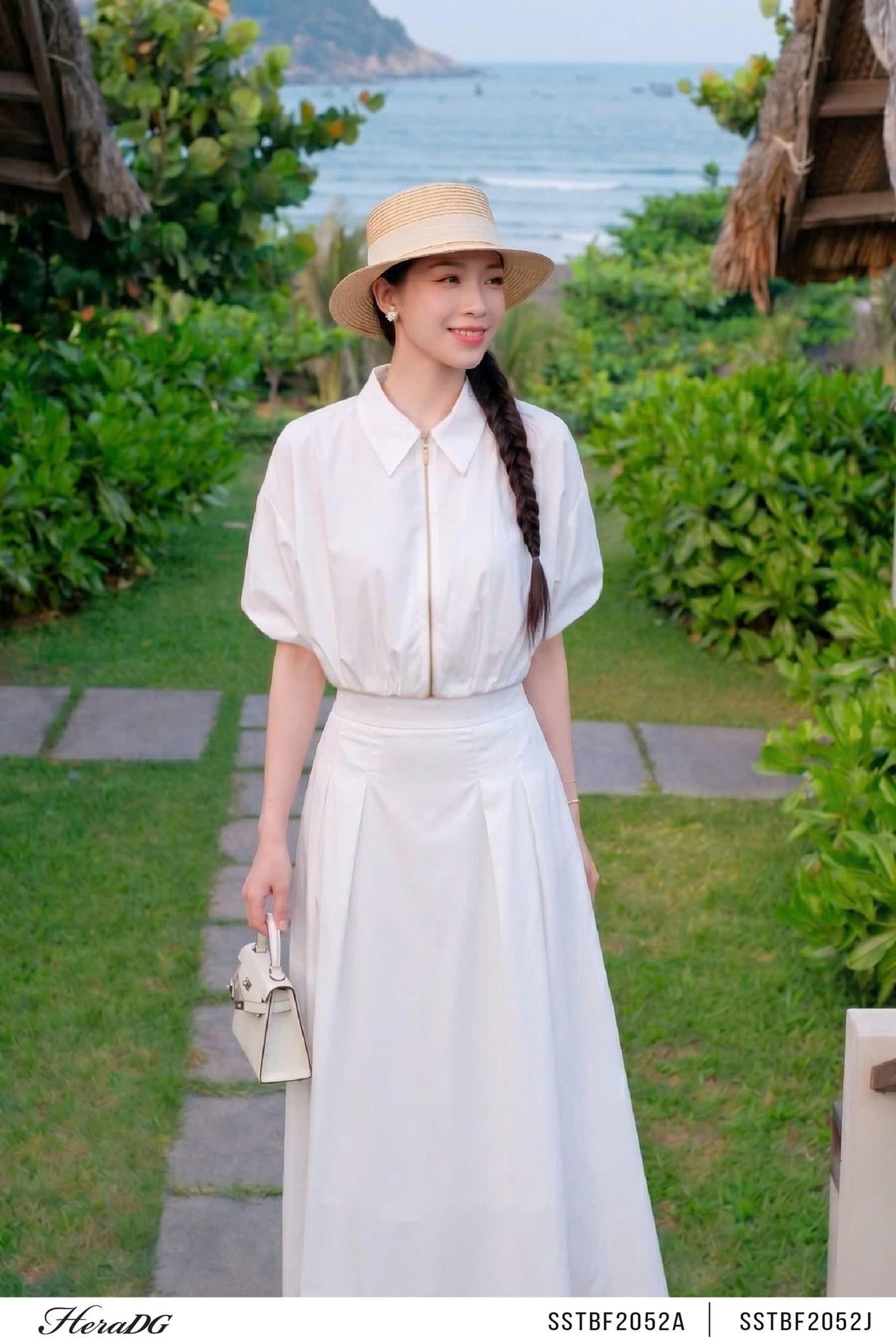 Chân váy xòe xếp ly