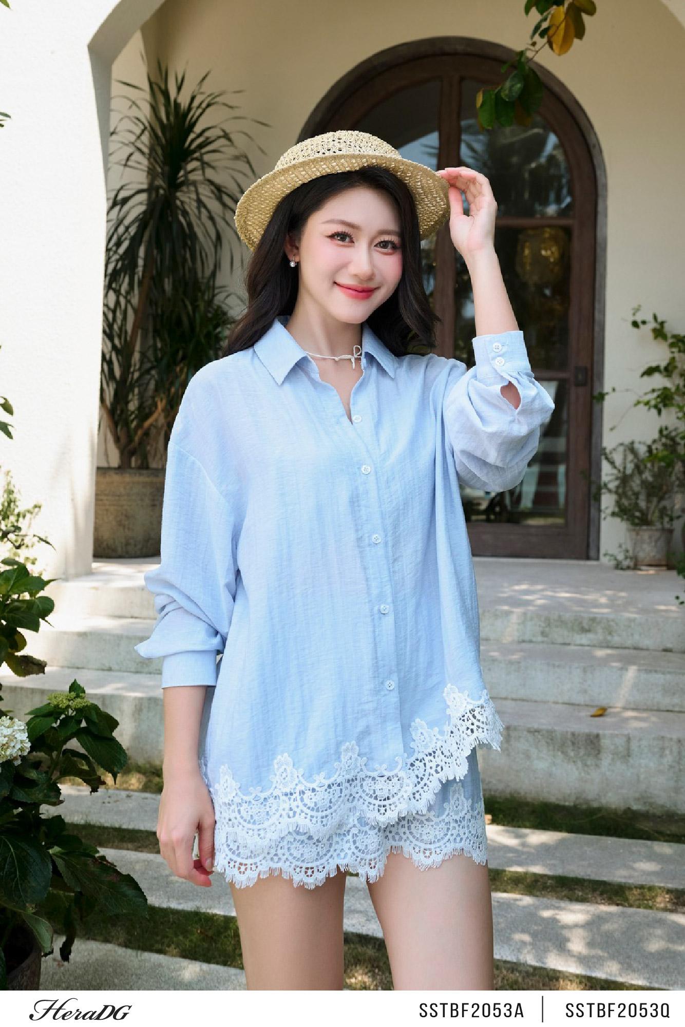 Áo sơ mi dáng rộng gấu ren