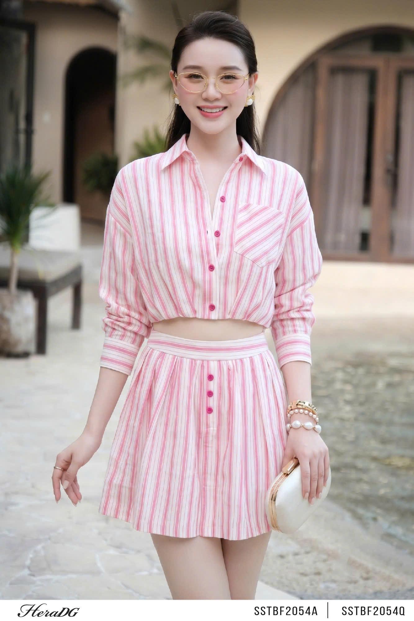 Áo sơ mi gấu xếp ly