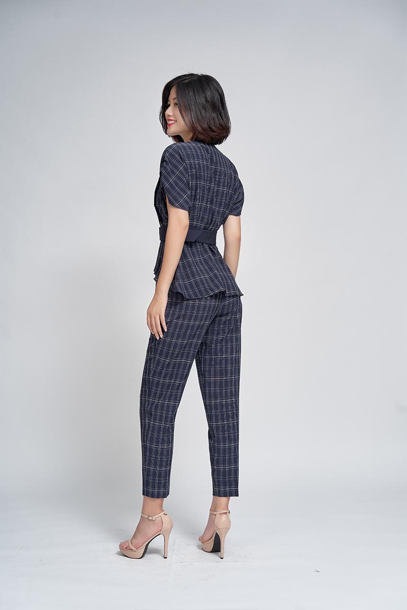 Áo peplum tay liền