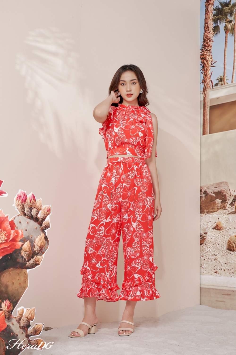 Áo yếm buộc nơ cổ