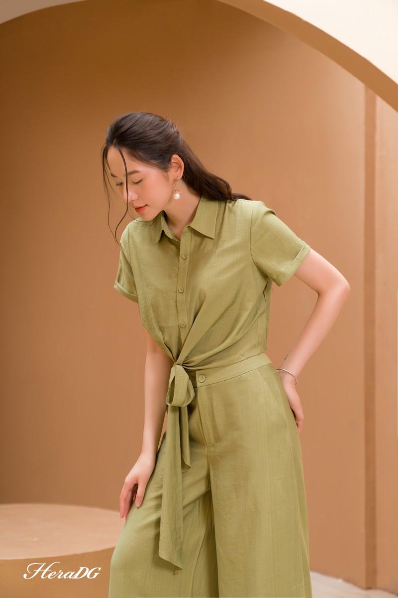 Áo kiểu vạt buộc lệch