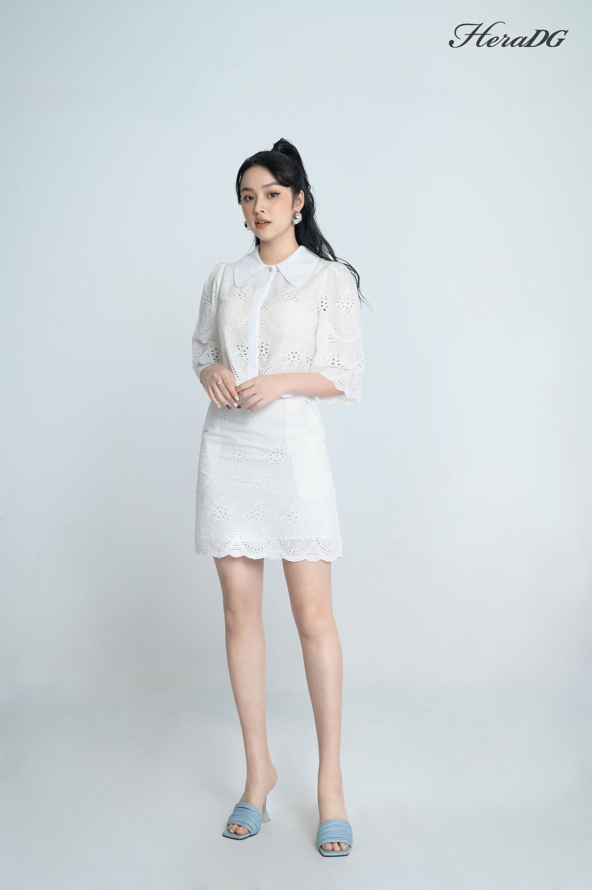 Áo crop thêu