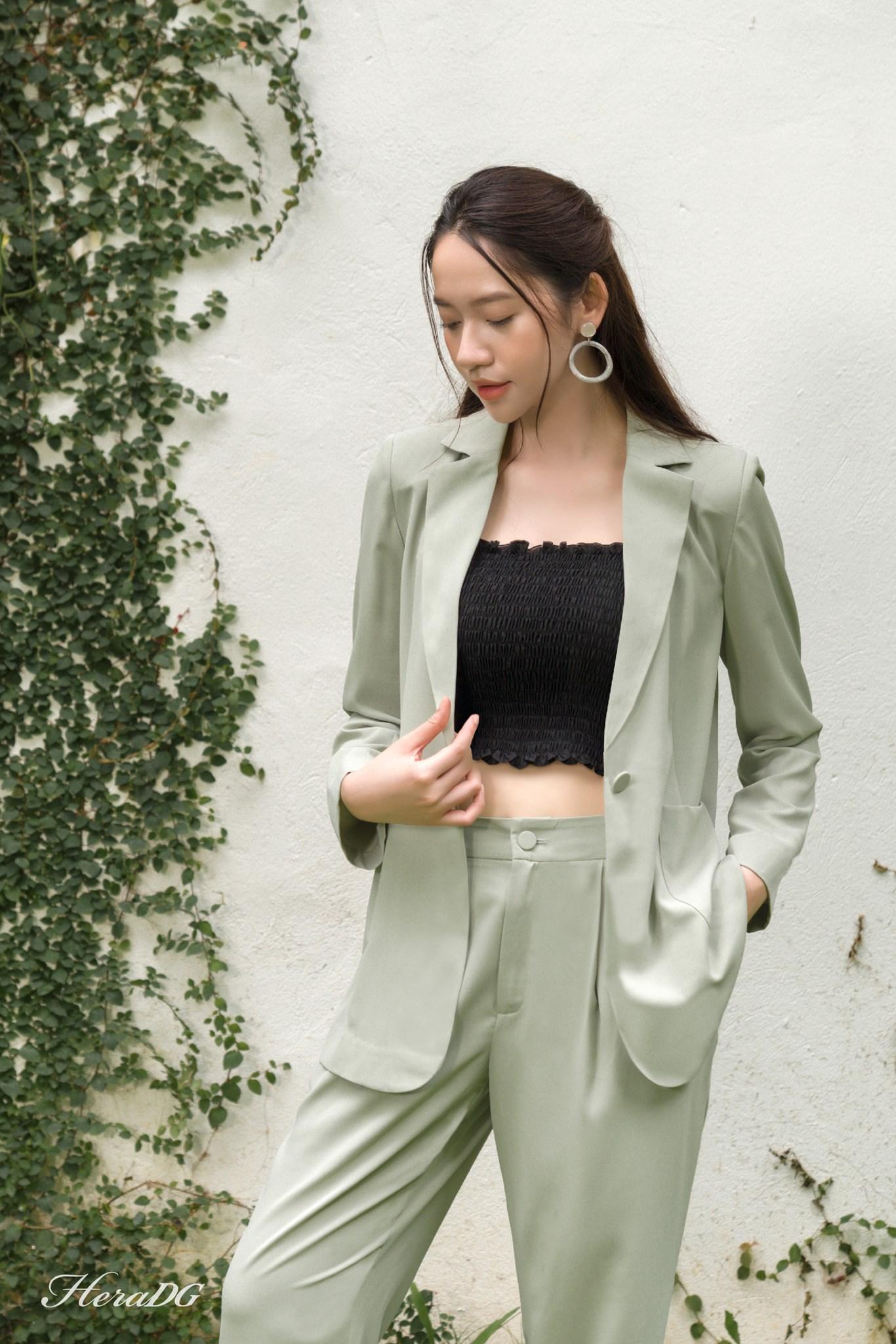 Áo blazer cổ 2 ve dài tay