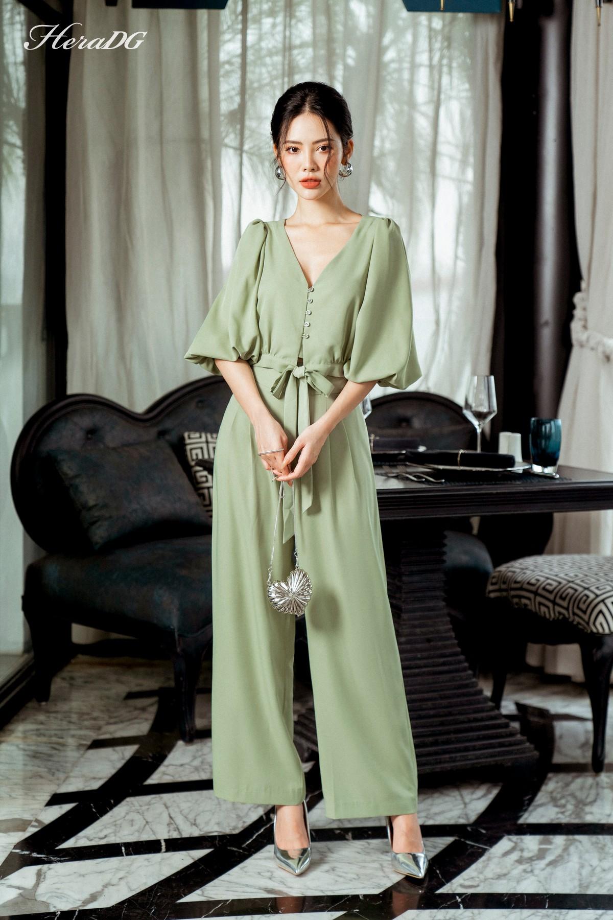 Áo tay bồng, thắt nơ eo
