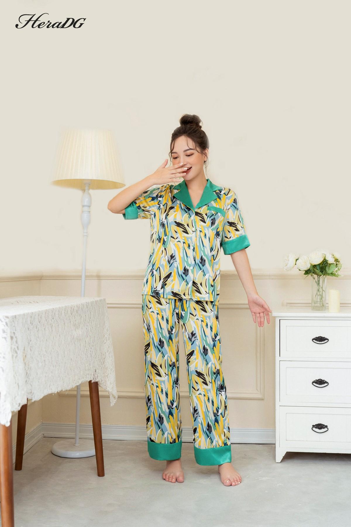Bộ pijama ngắn tay can phối tay – ảnh 1