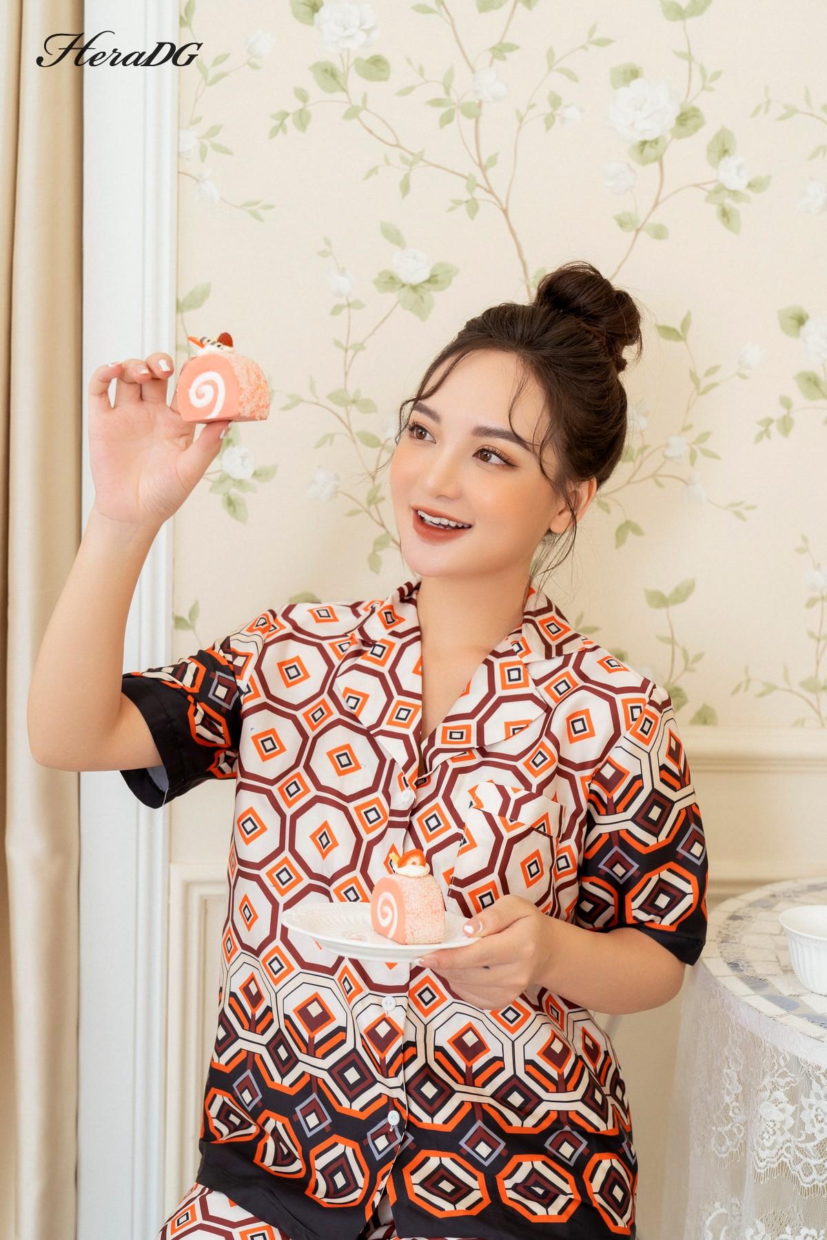 Bộ pijama ngắn tay, có túi