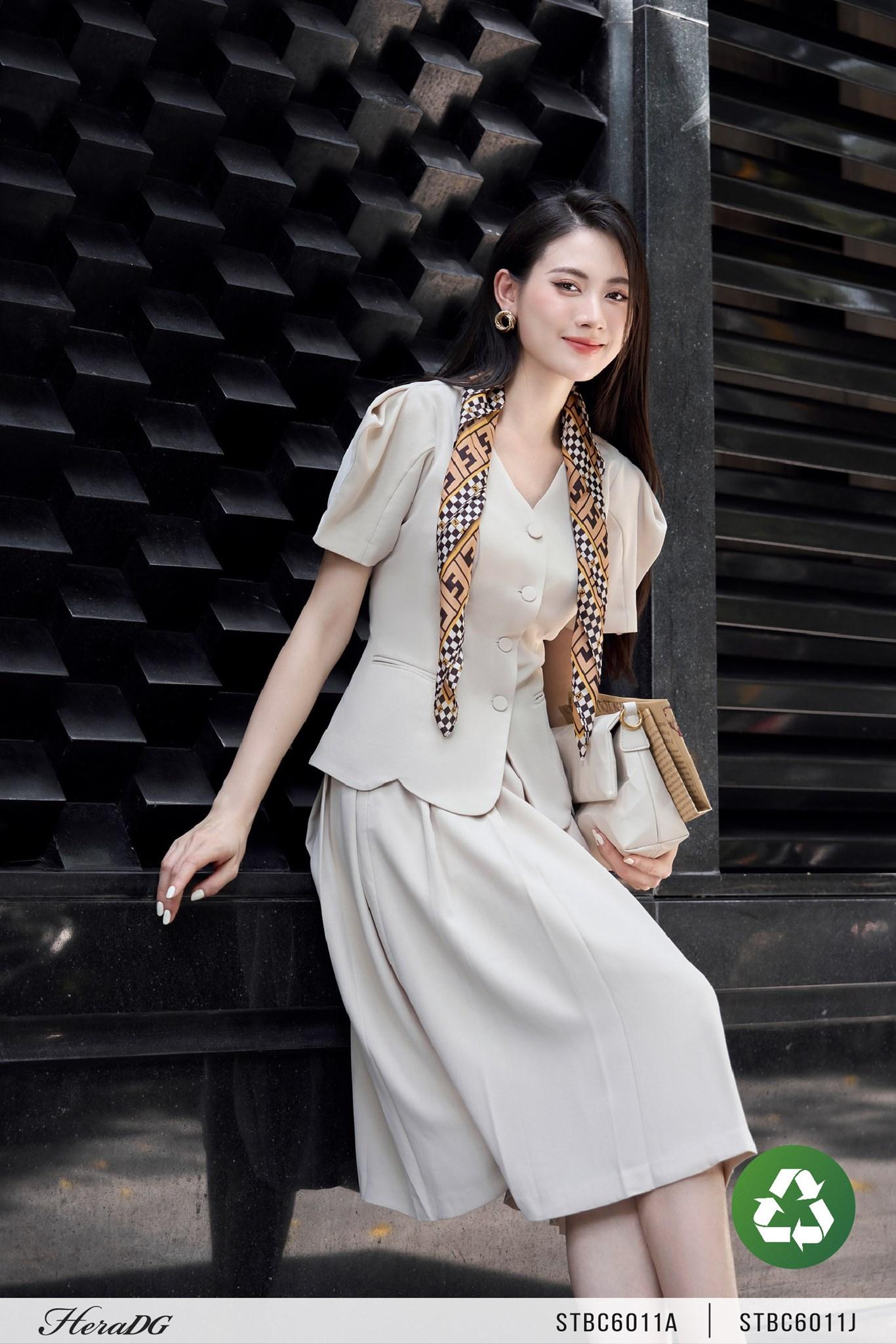 Áo ký giả tay cut out