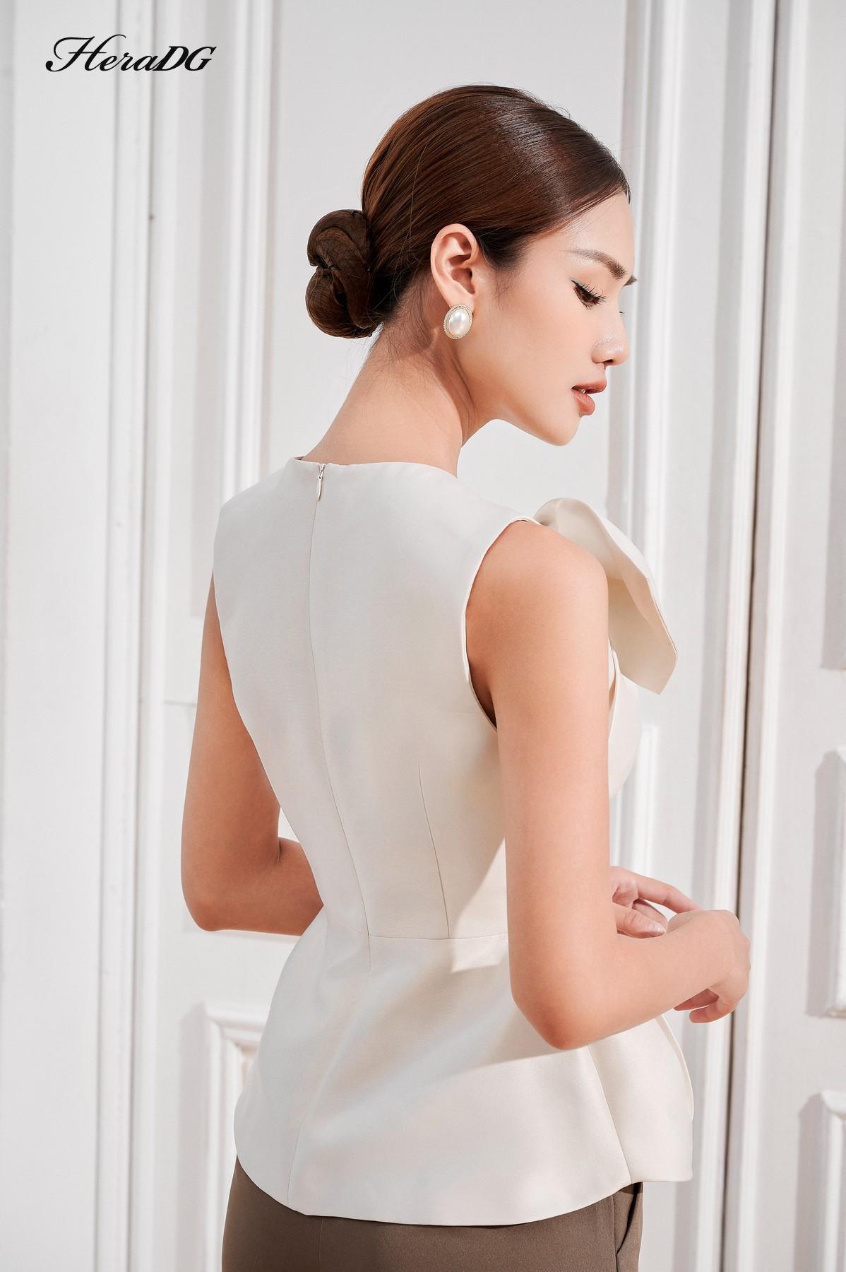 Áo sát nách nơ cổ