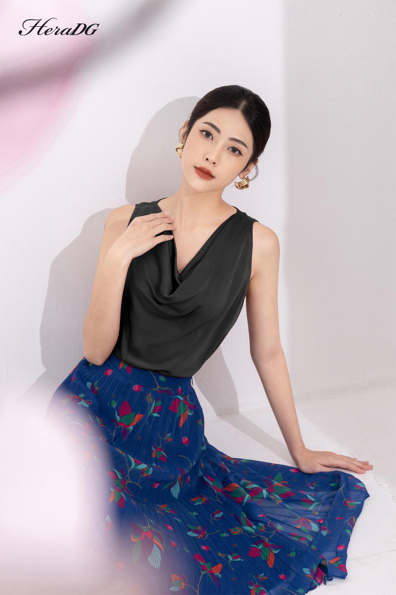 Áo sát nách cổ đổ