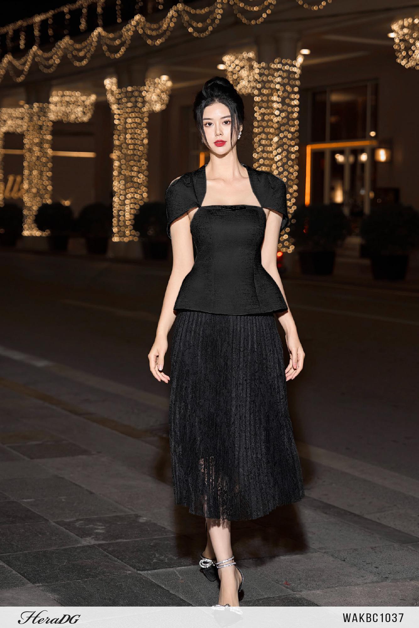 Áo peplum hở vai