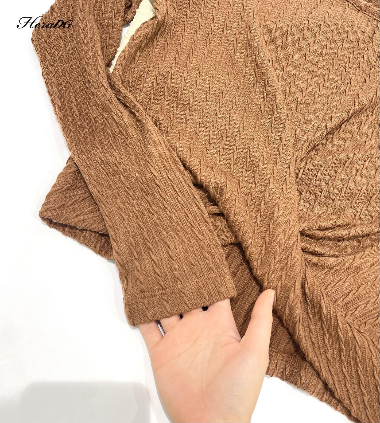 Áo kiểu vặn eo