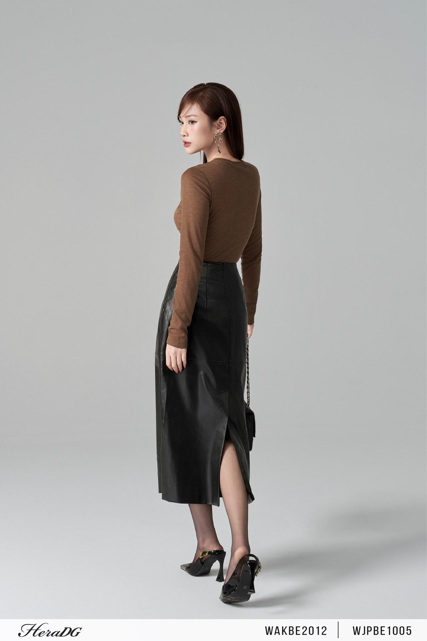 Áo kiểu ngực xếp vặn