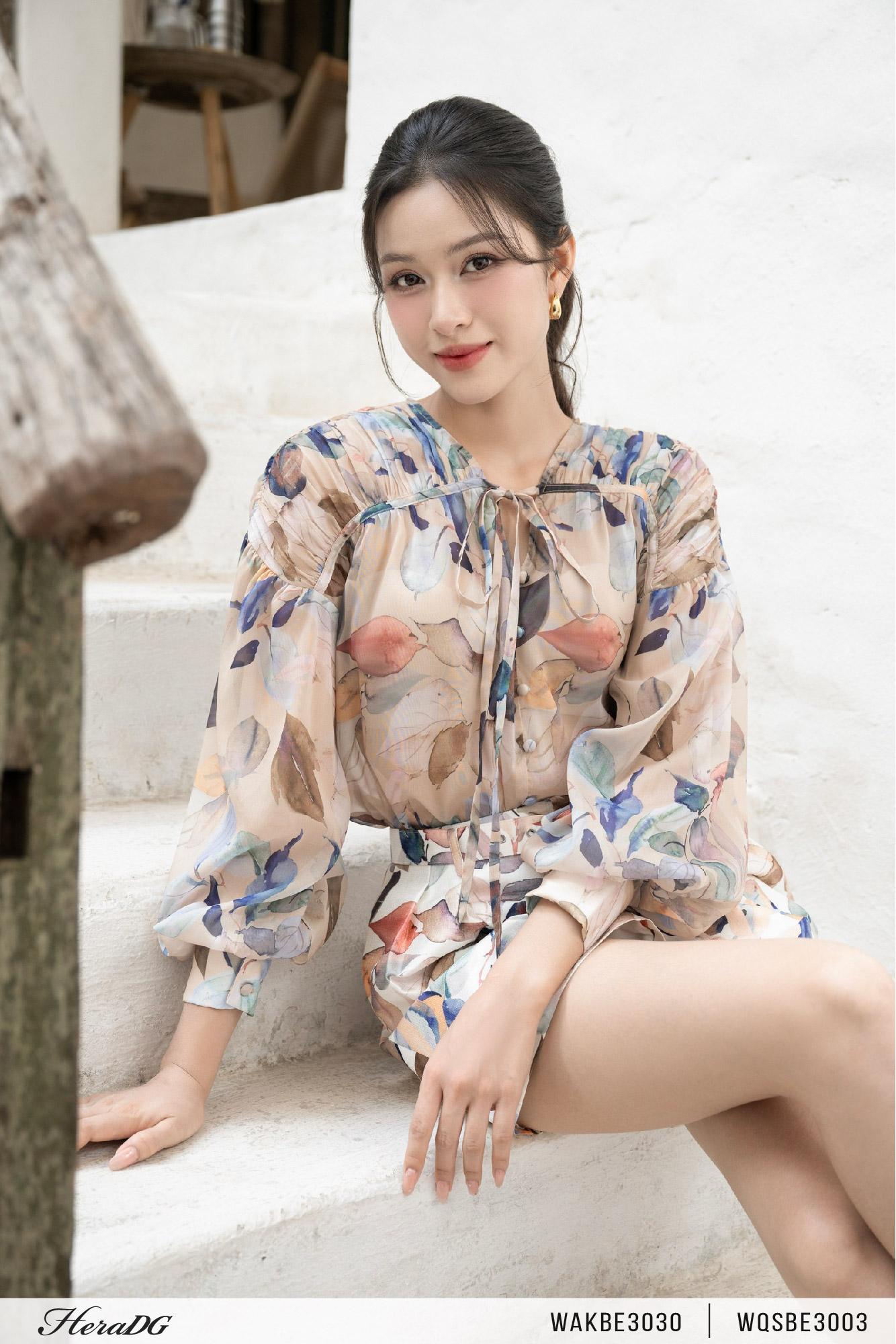 Áo kiểu xếp nhún vai