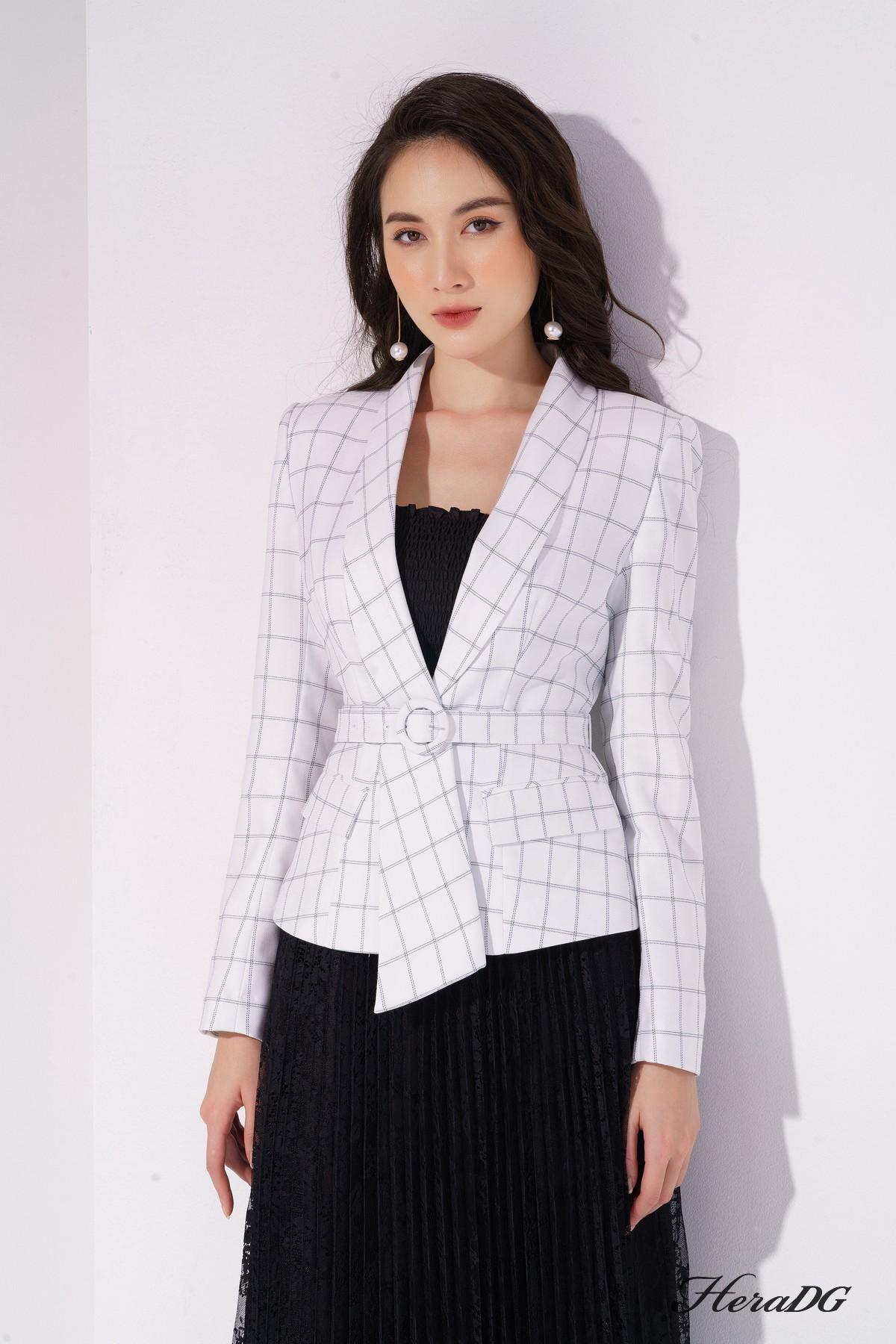 Áo vest 1 ve cách điệu