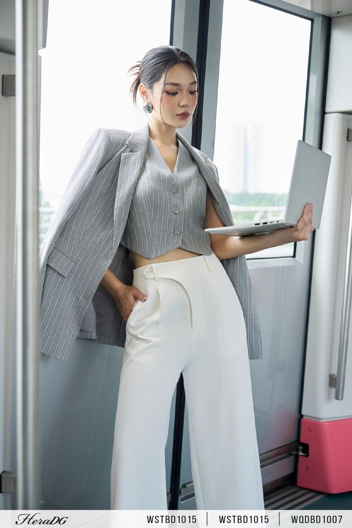 Áo vest dáng rộng