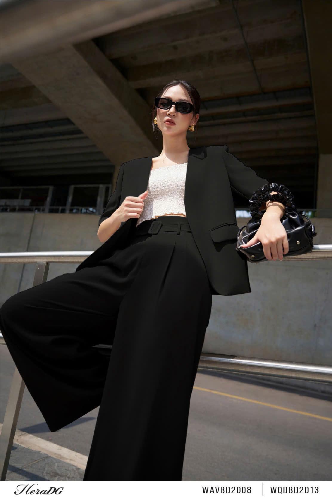 Áo vest cổ tim tay lửng