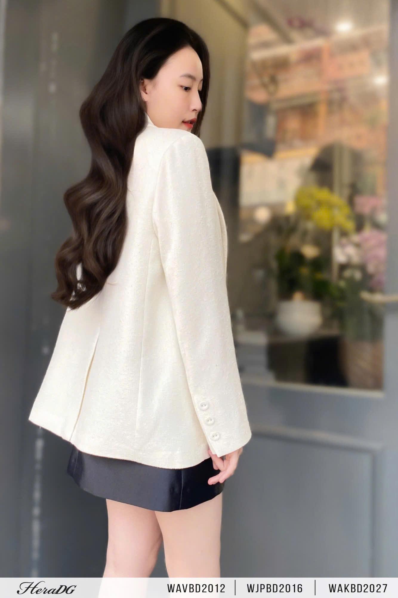 Áo blazer dáng suông