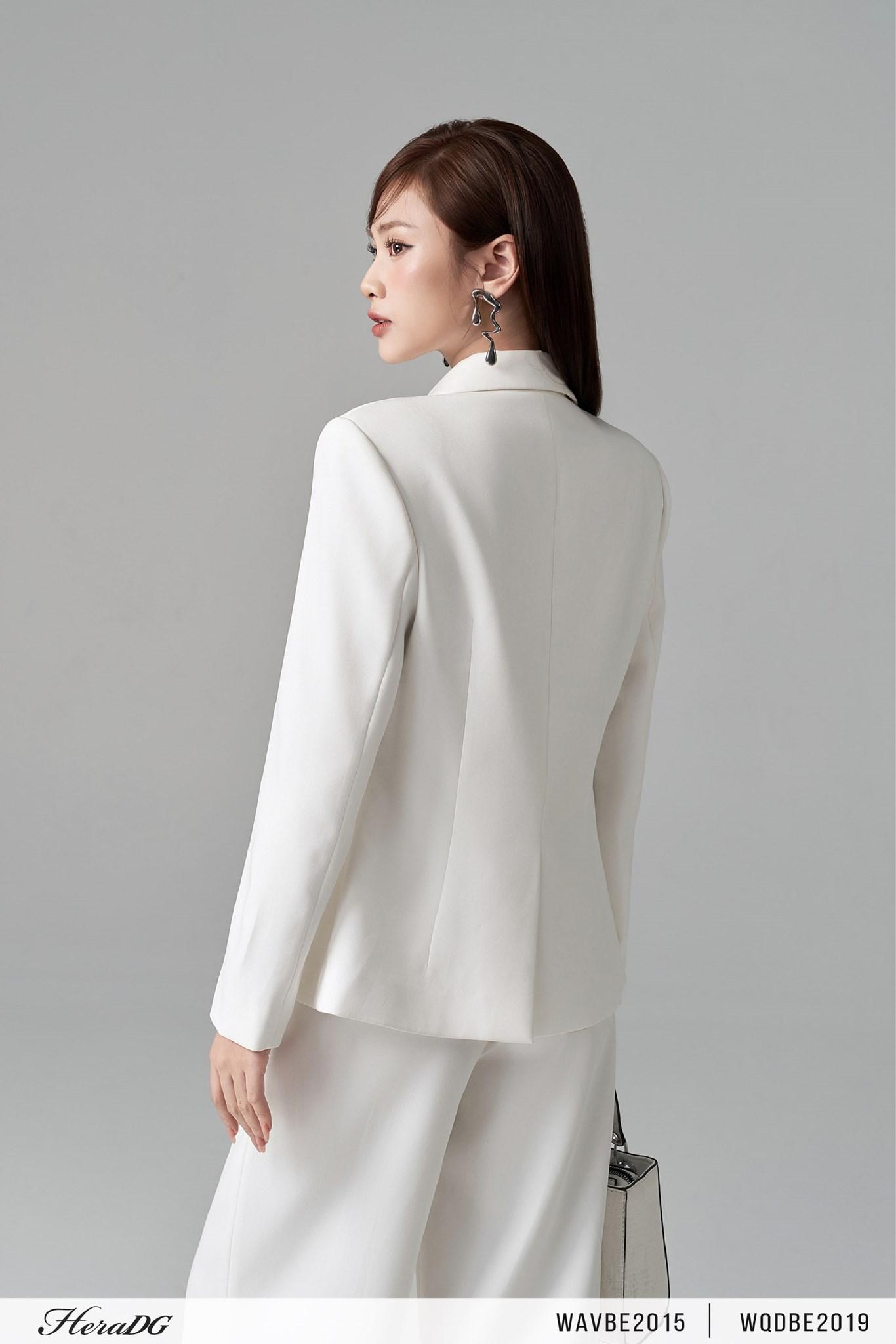 Áo vest vạt cong
