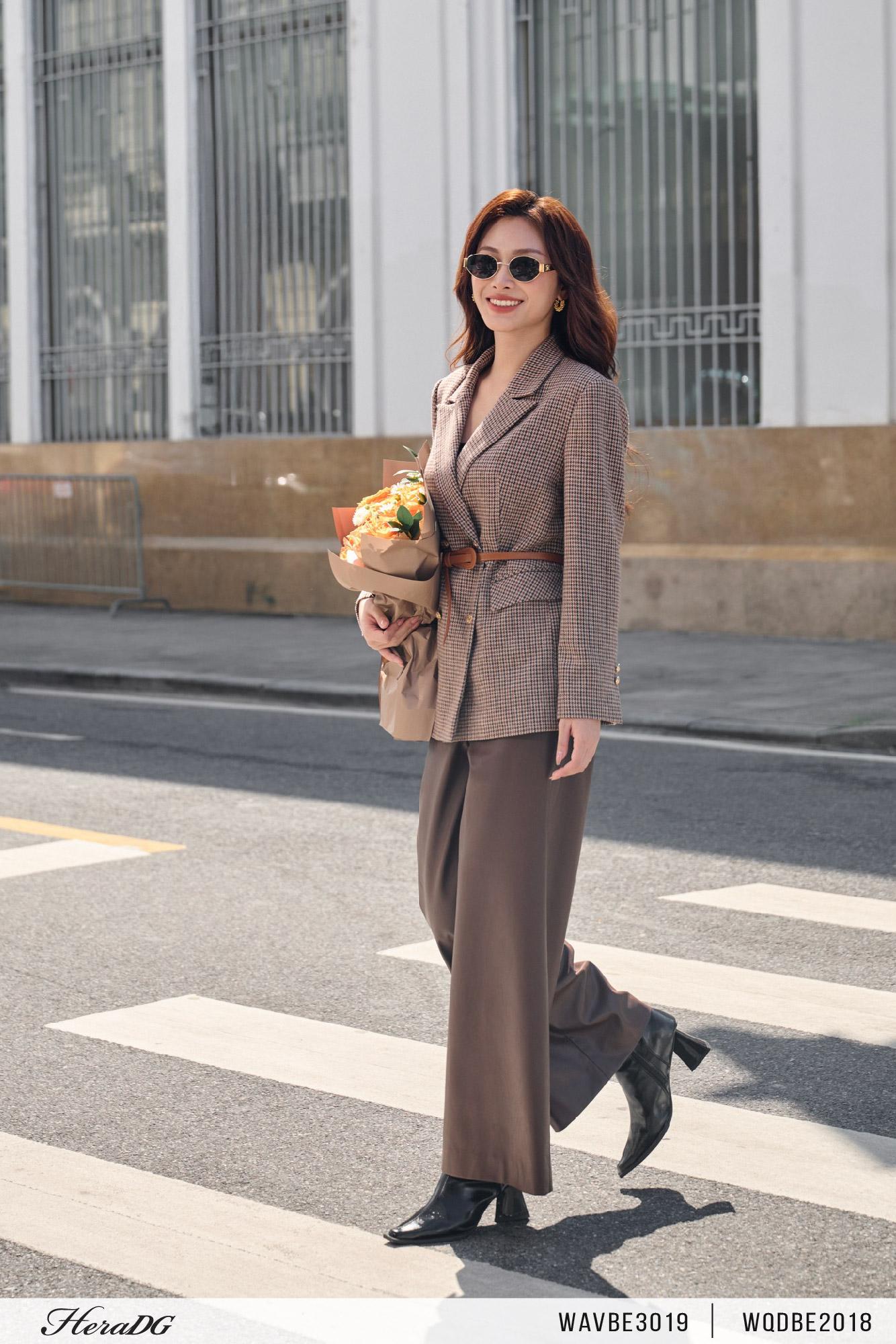 Áo vest dạ kẻ dáng suông