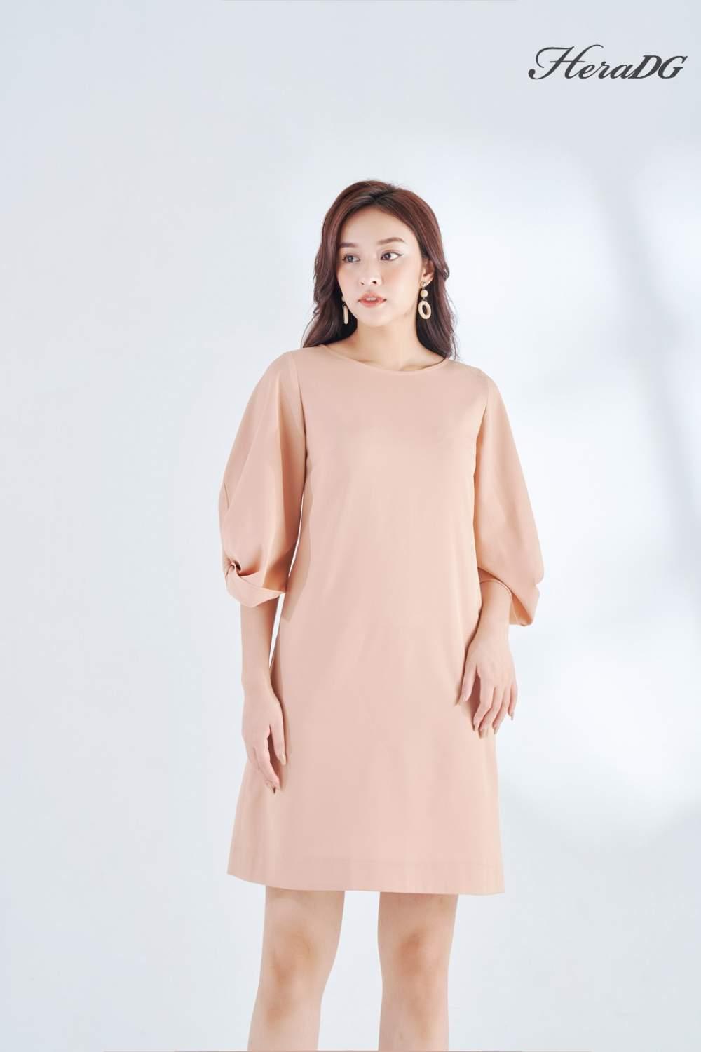 Đầm suông tay lỡ