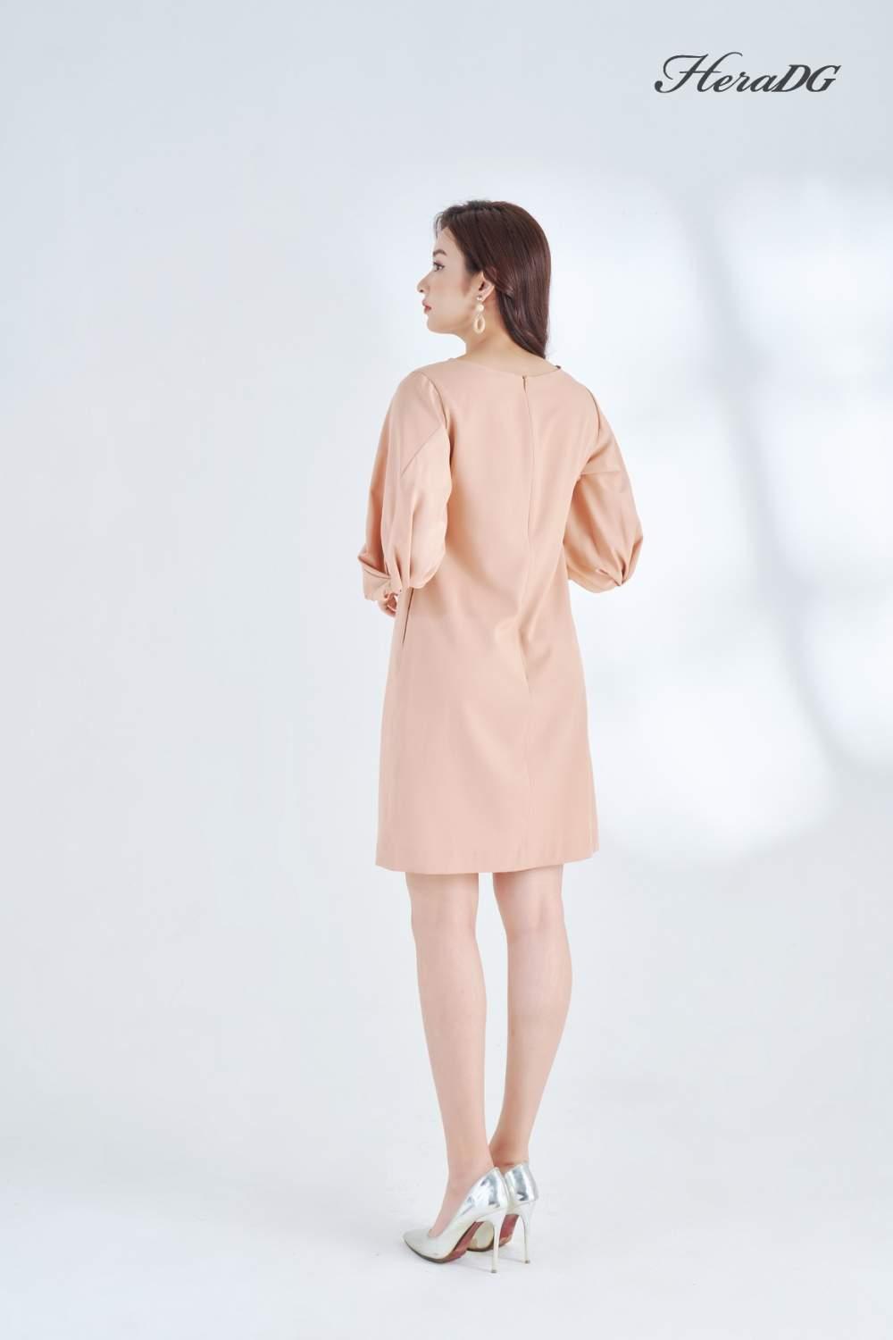 Đầm suông tay lỡ