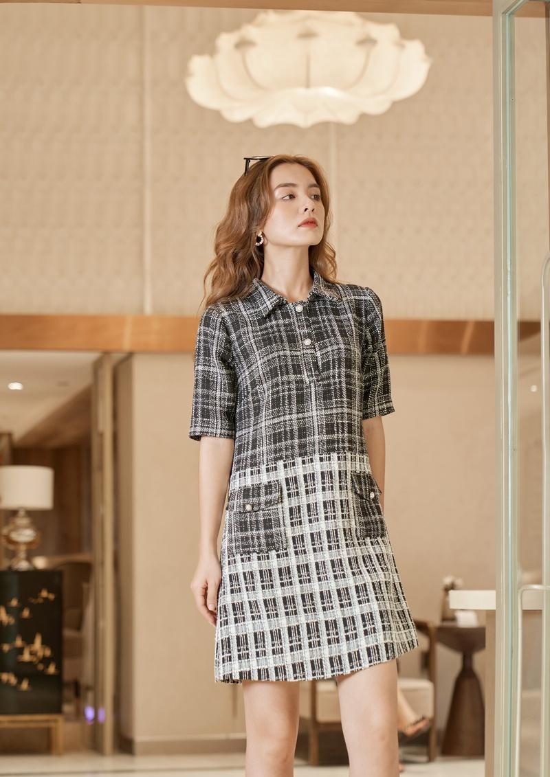 Đầm suông phối kẻ
