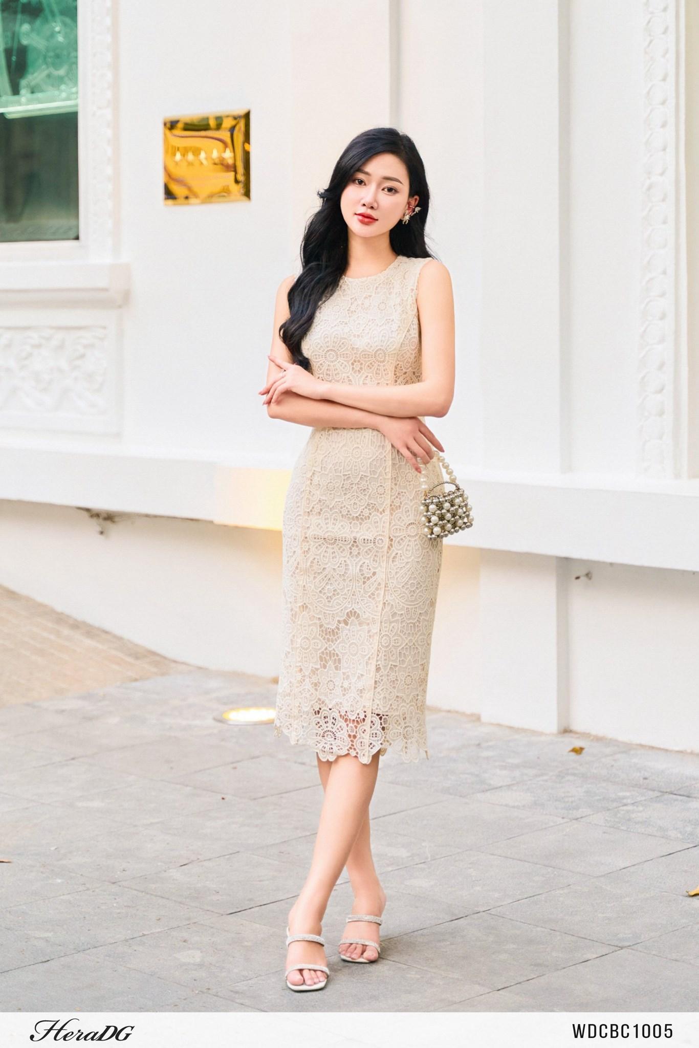 Đầm ren sát nách