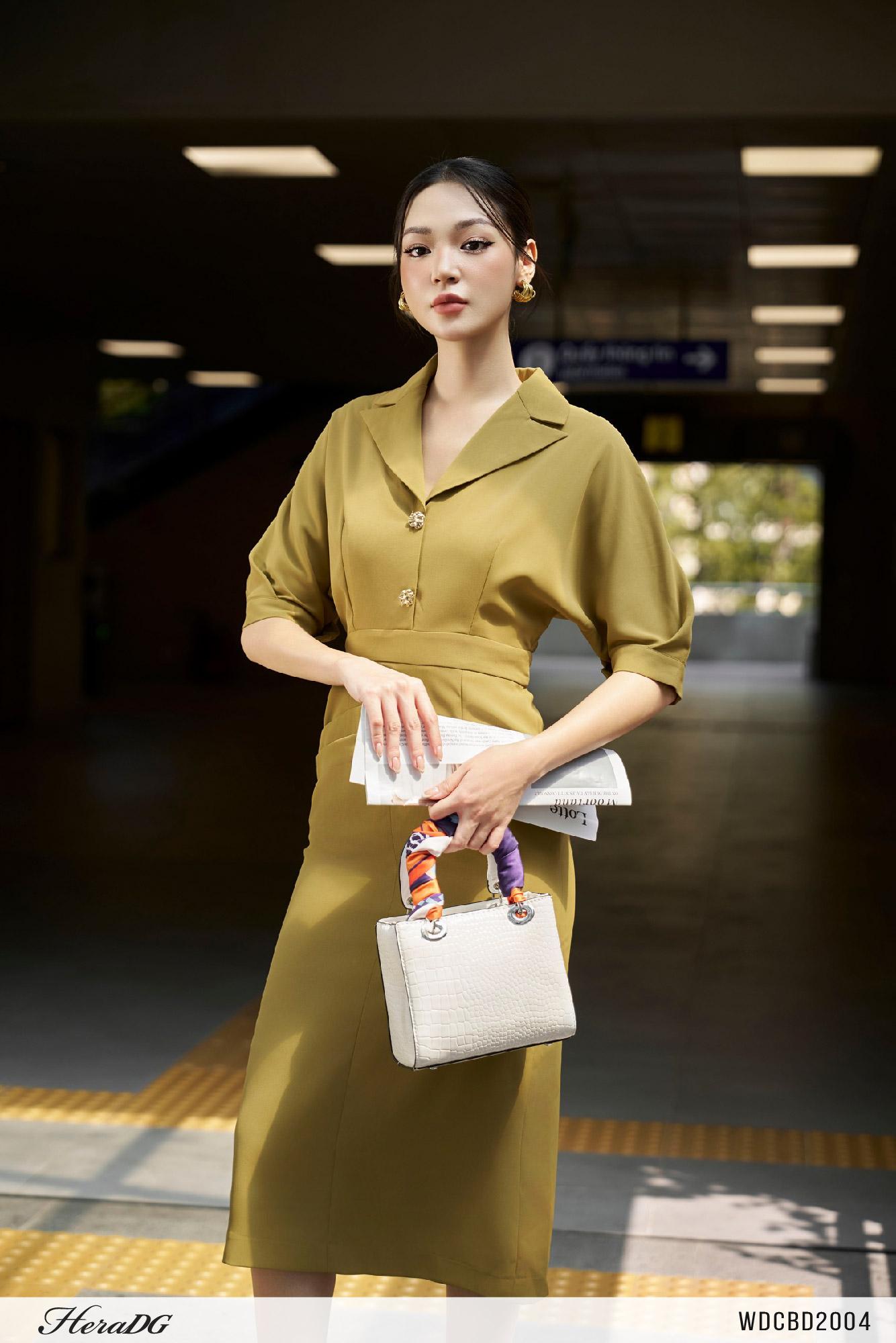 Đầm dáng ôm tay liền
