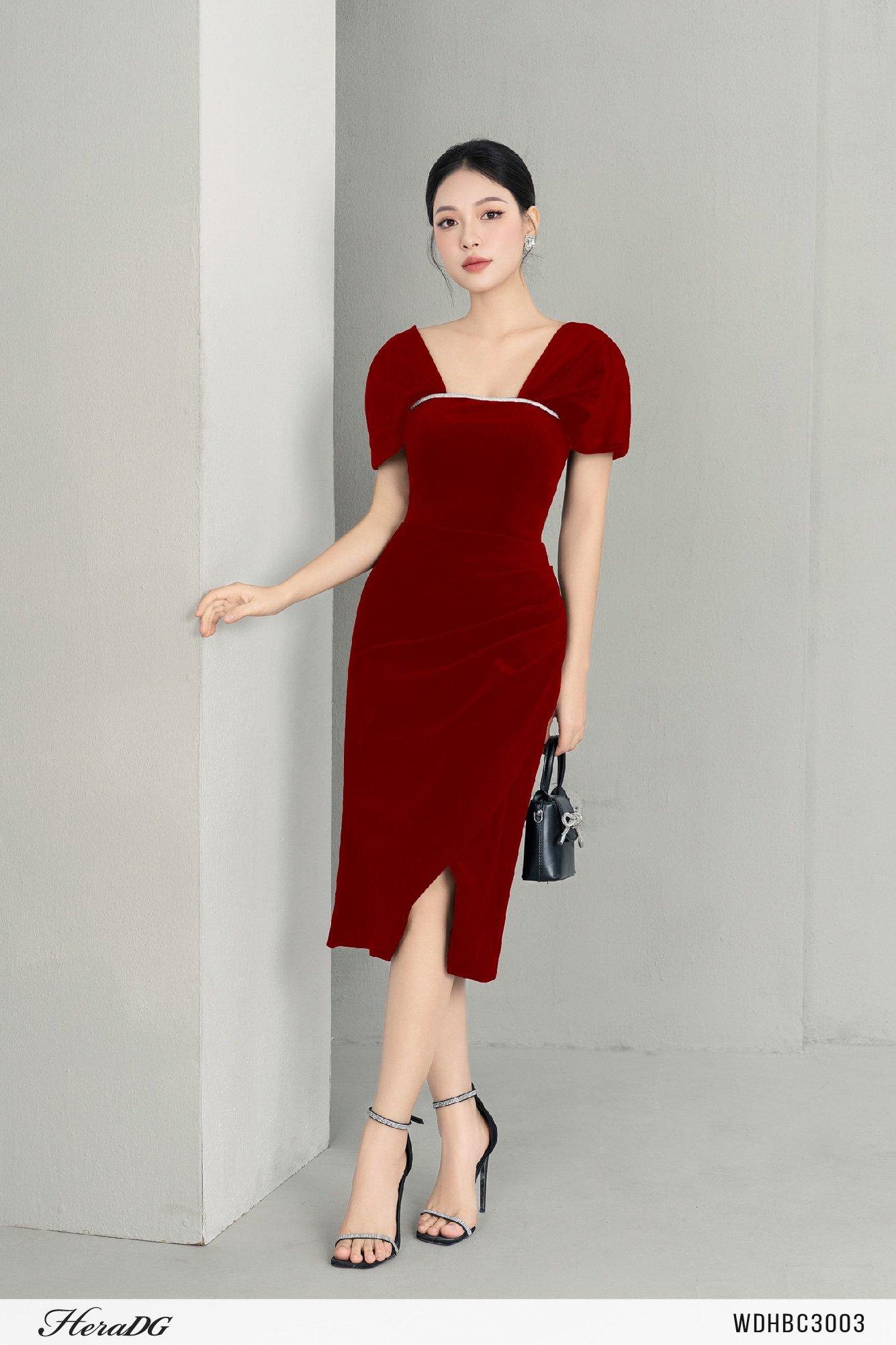 Đầm tiệc ôm trễ vai
