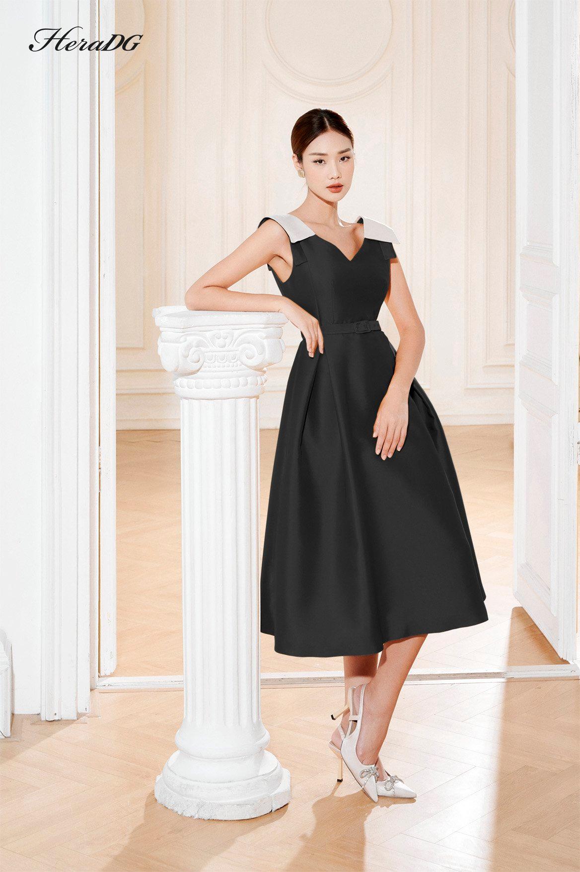 Đầm sát nách phối vai