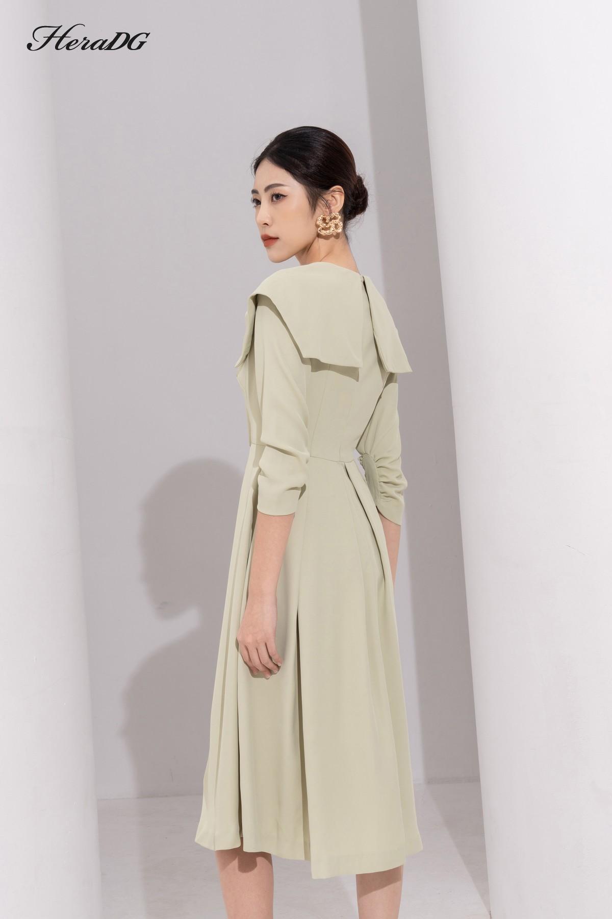 Đầm xoè cổ nơ