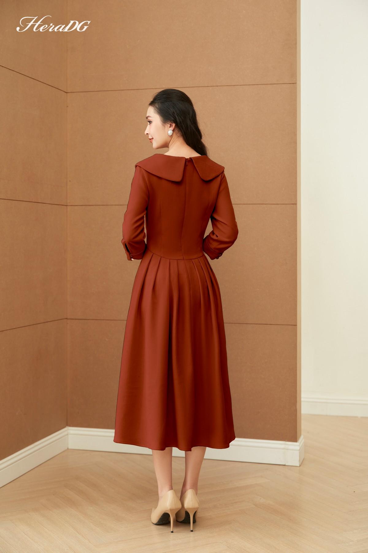 Đầm xoè xếp ly