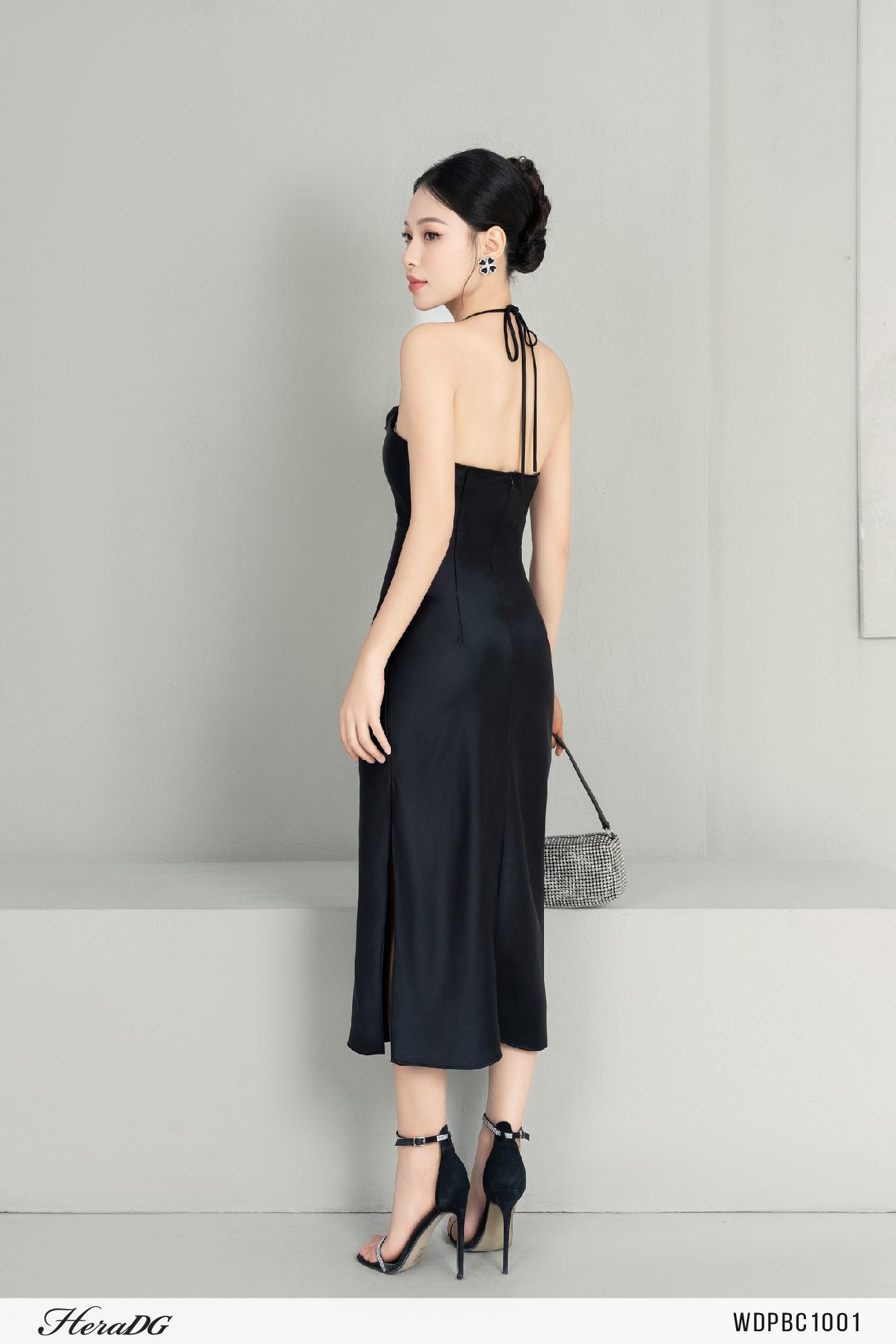 Đầm ôm cổ đổ