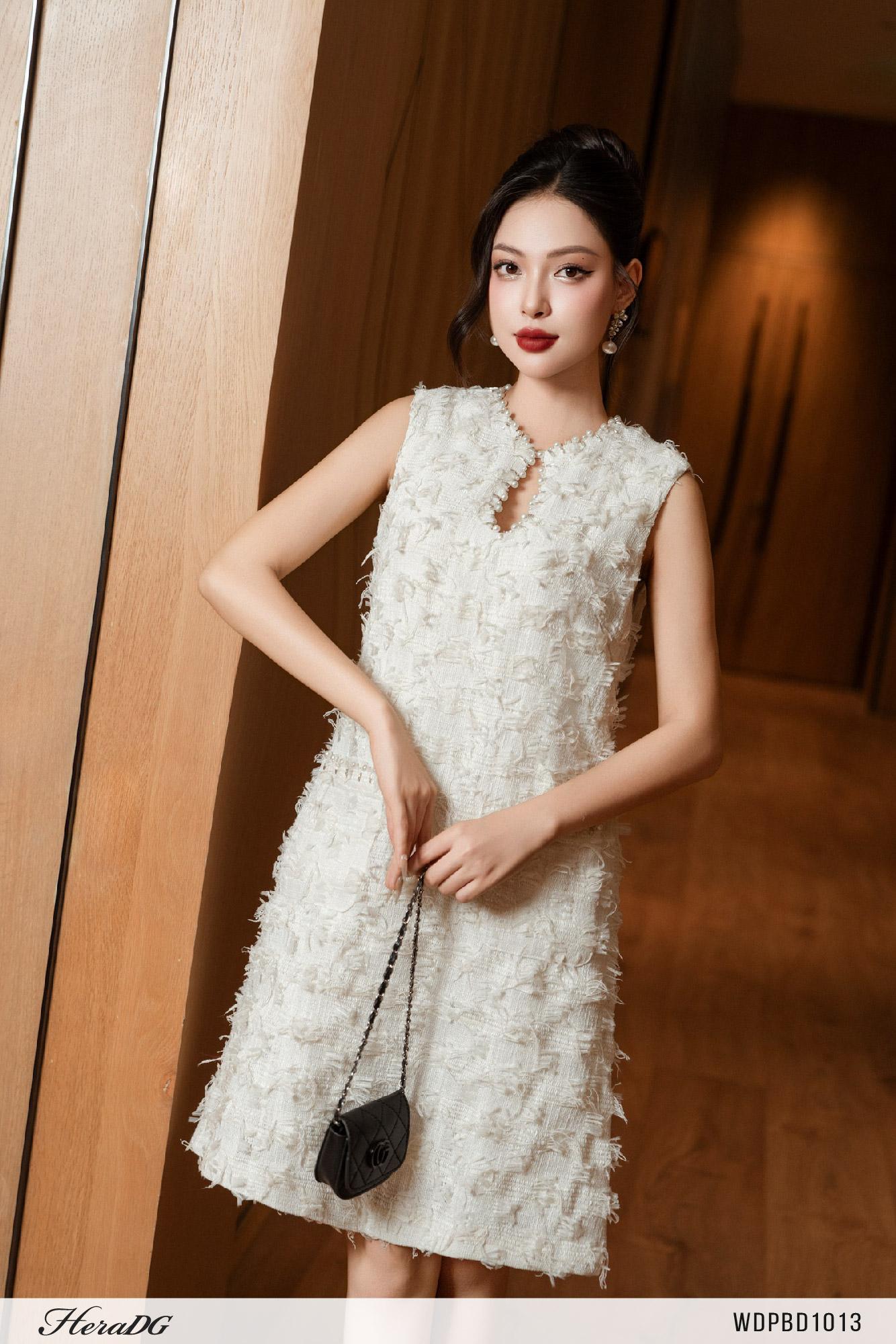 Đầm tweed dáng suông